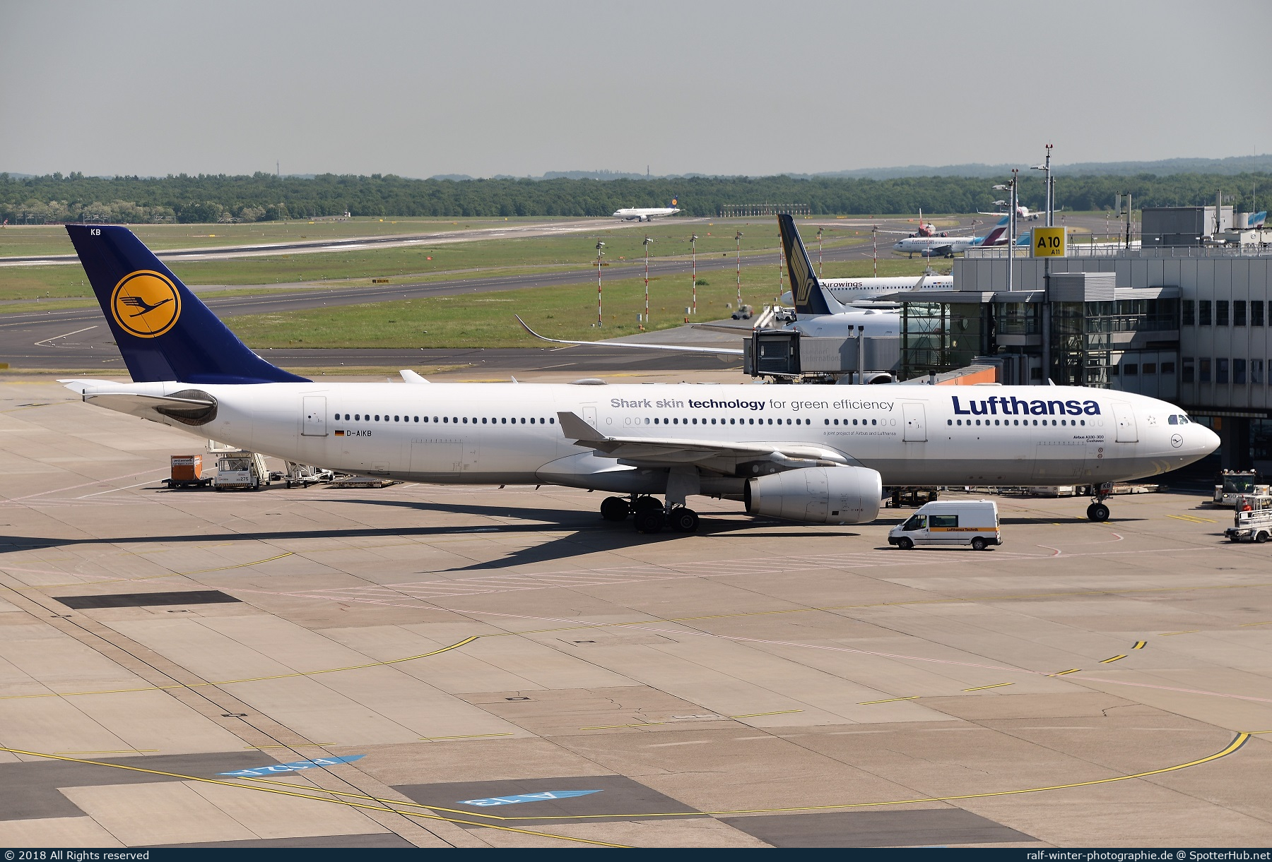 Photo of D-AIKB - Airbus A330-343 operated by Lufthansa