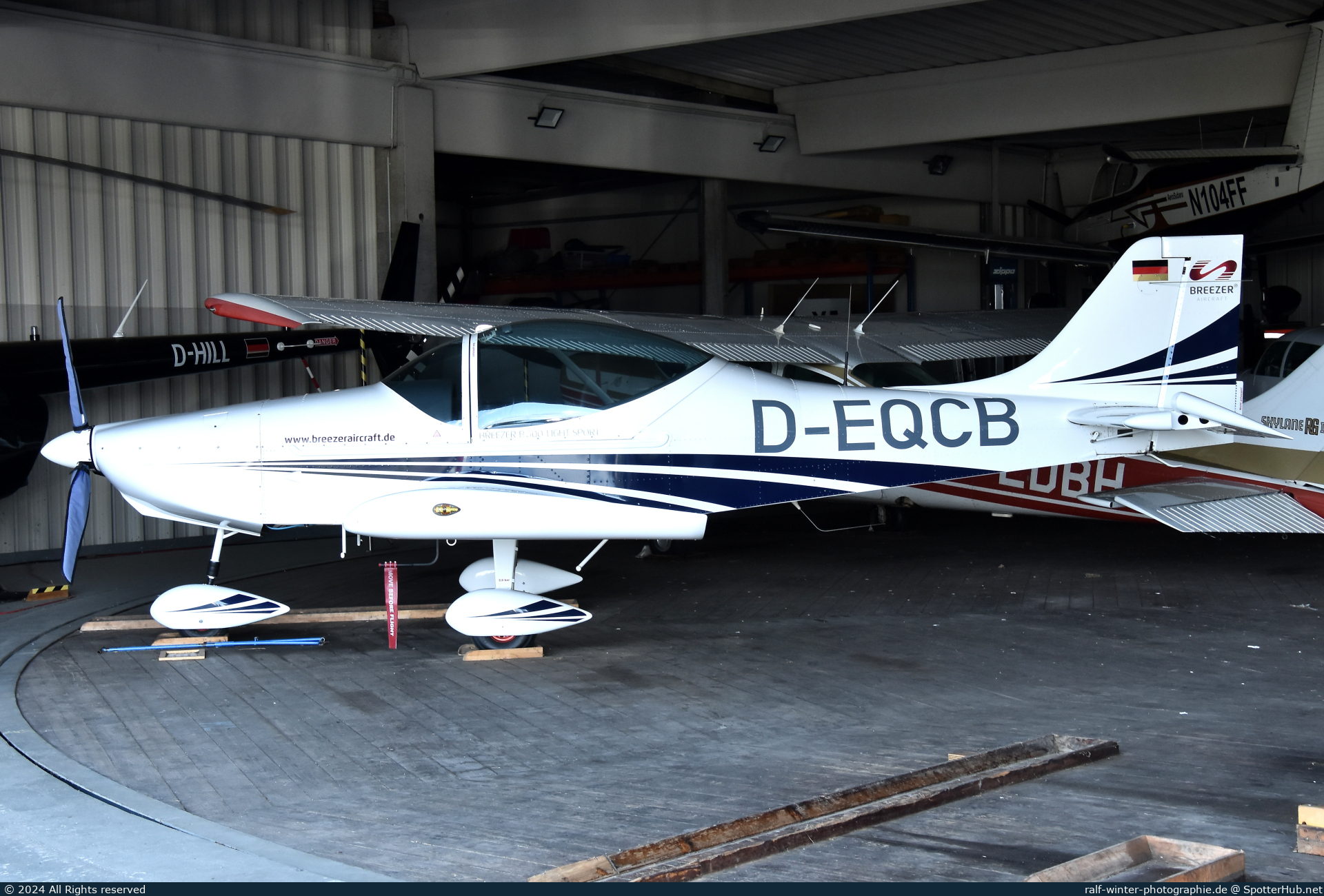 Photo of D-EQCB - Breezer B600 operated by Aero-Club Butzbach