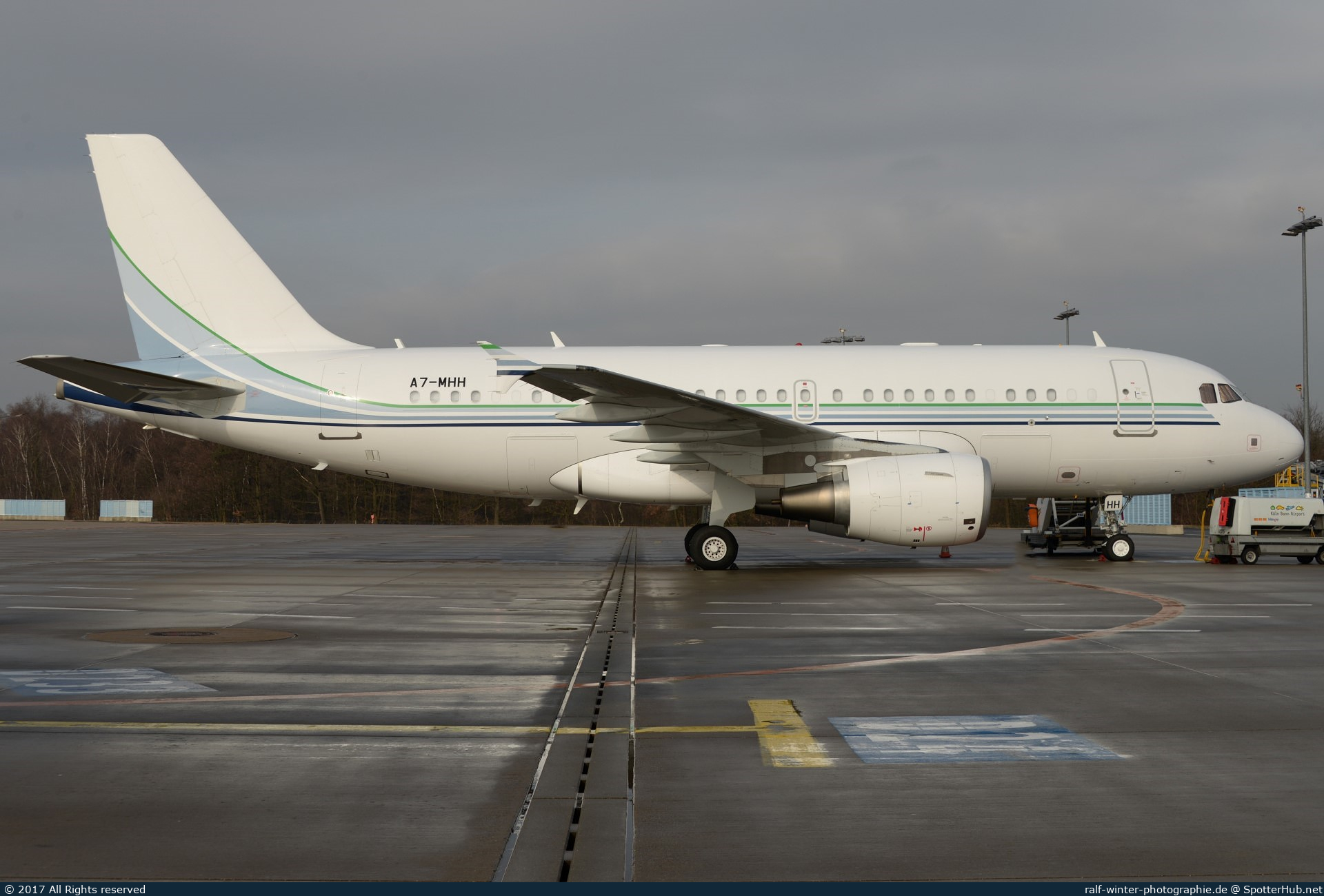 Photo of A7-MHH - Airbus A319-115(CJ) operated by Qatar Amiri Flight