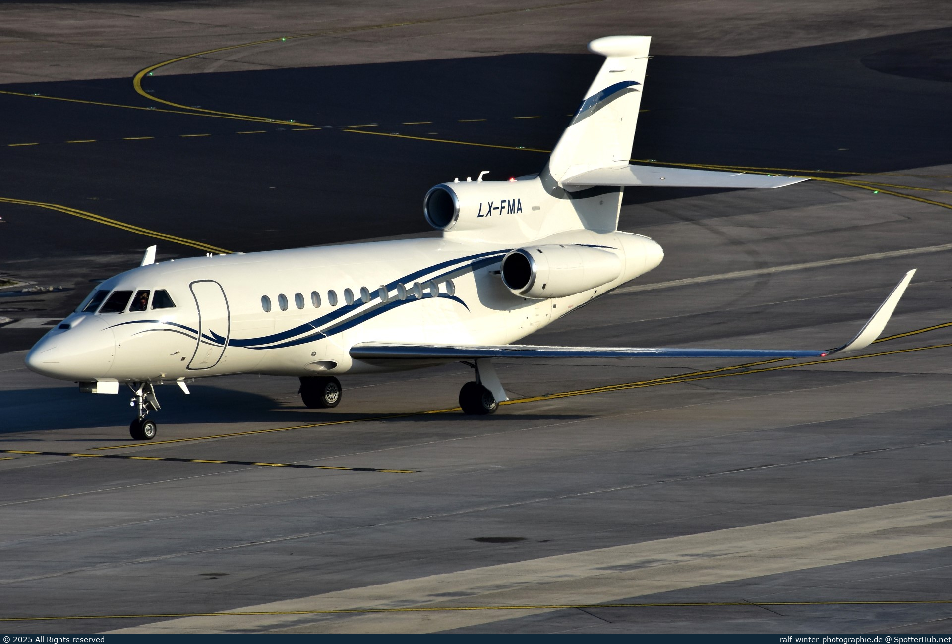 Photo of LX-FMA - Dassault Falcon 900EX operated by Flying Group Luxembourg