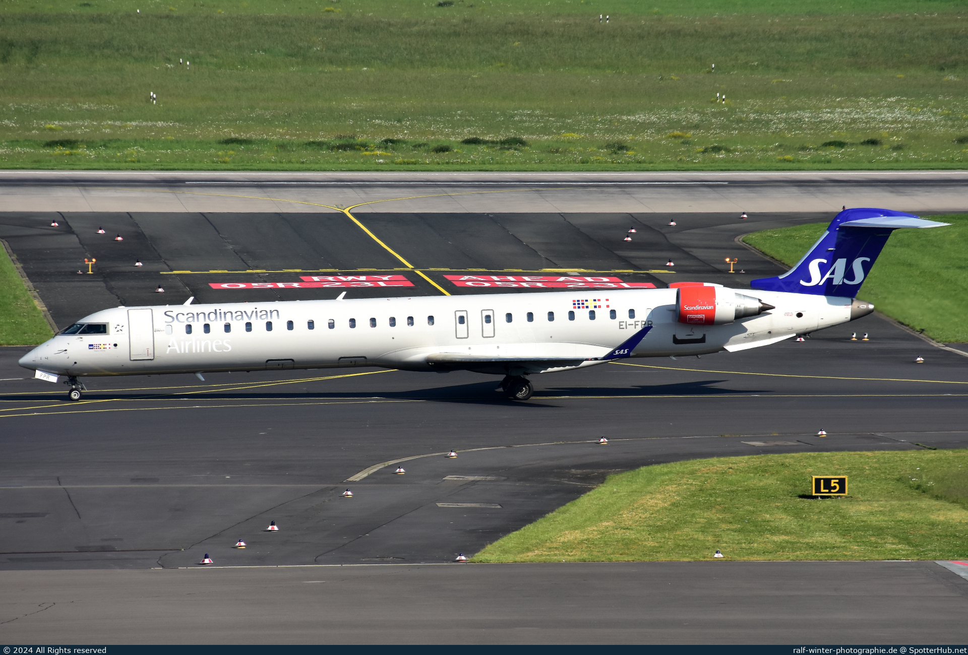 Photo of EI-FPR - Bombardier CRJ-900LR operated by SAS Scandinavian Airlines (opb CityJet)
