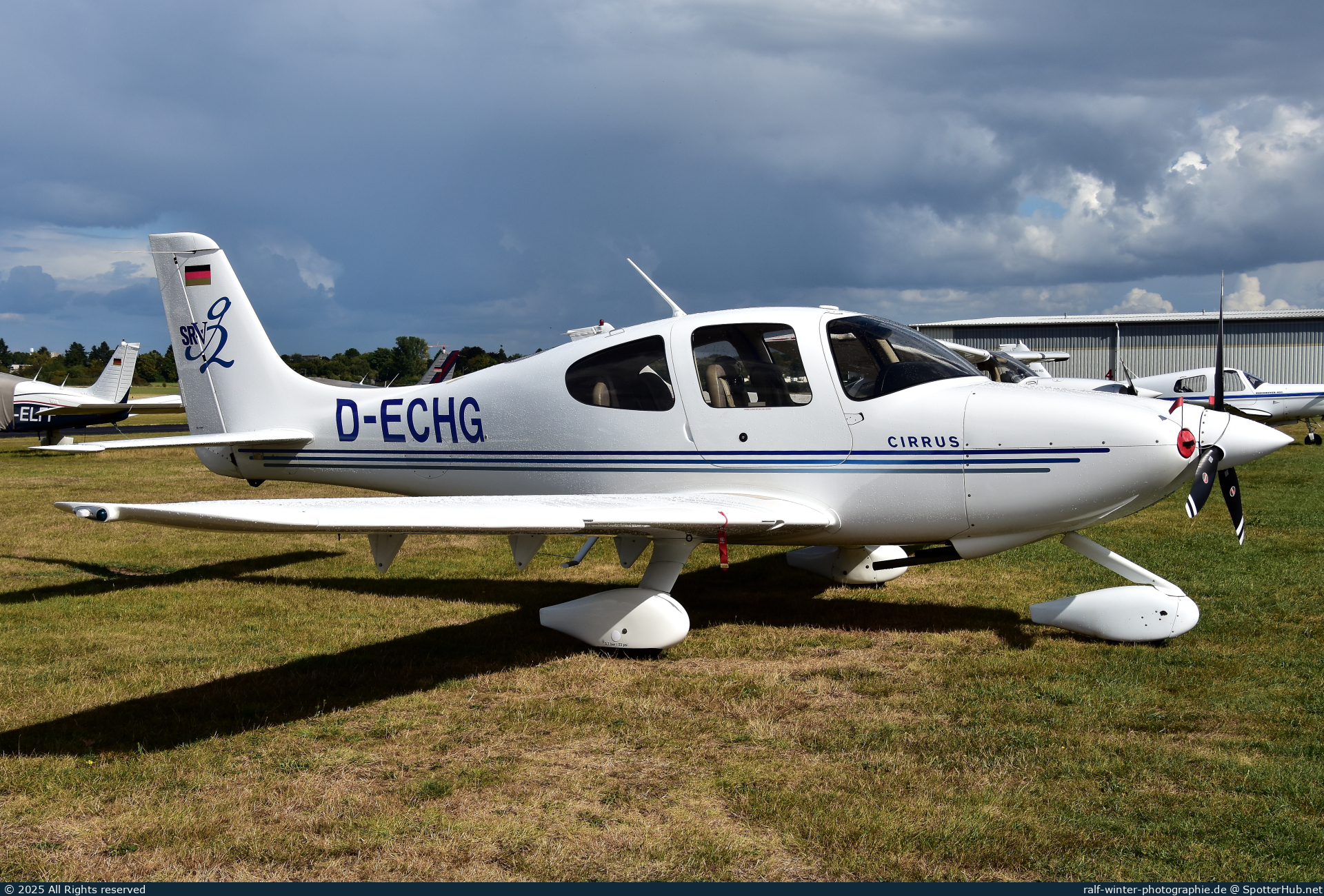 Photo of D-ECHG - Cirrus SR20 G2 operated by Private