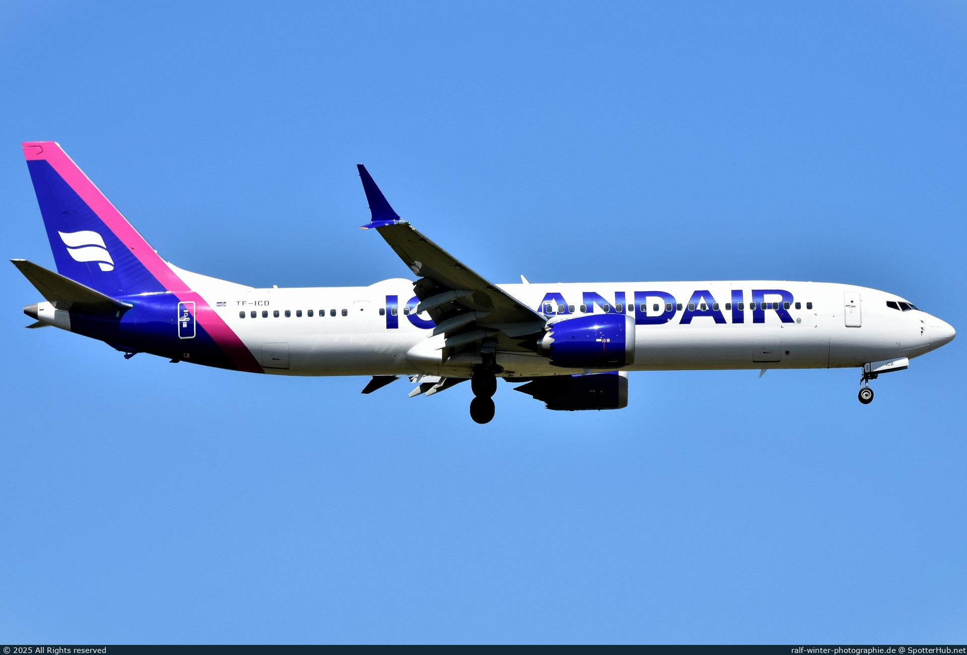 Photo of TF-ICD - Boeing 737 MAX 9 operated by Icelandair