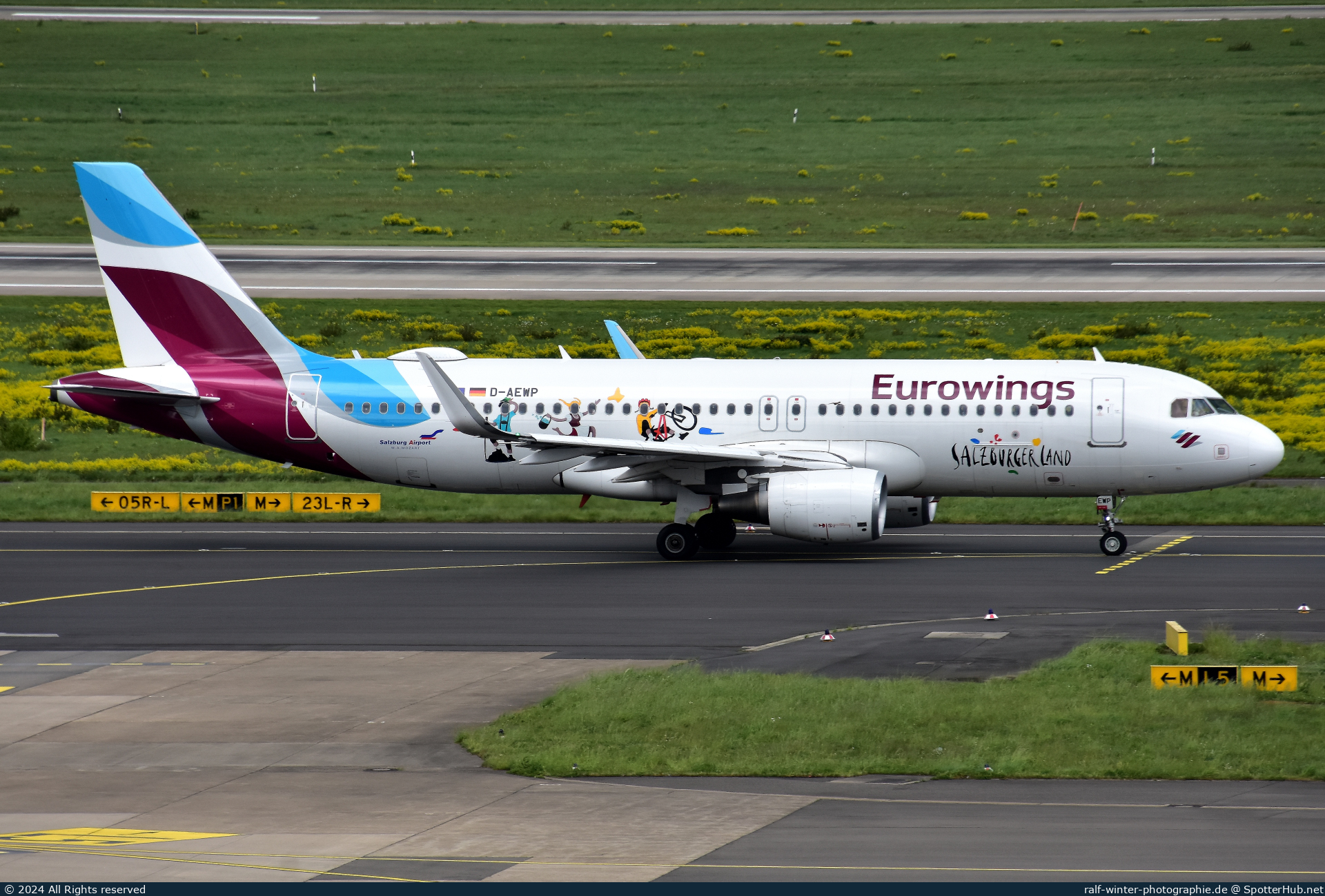 Photo of D-AEWP - Airbus A320-214 operated by Eurowings