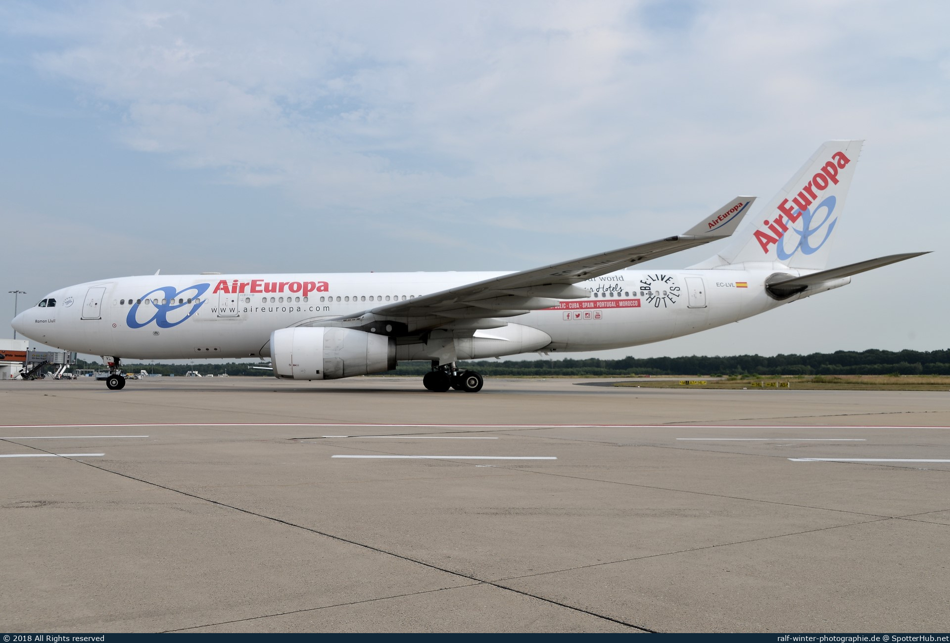 Photo of EC-LVL - Airbus A330-243 operated by Air Europa