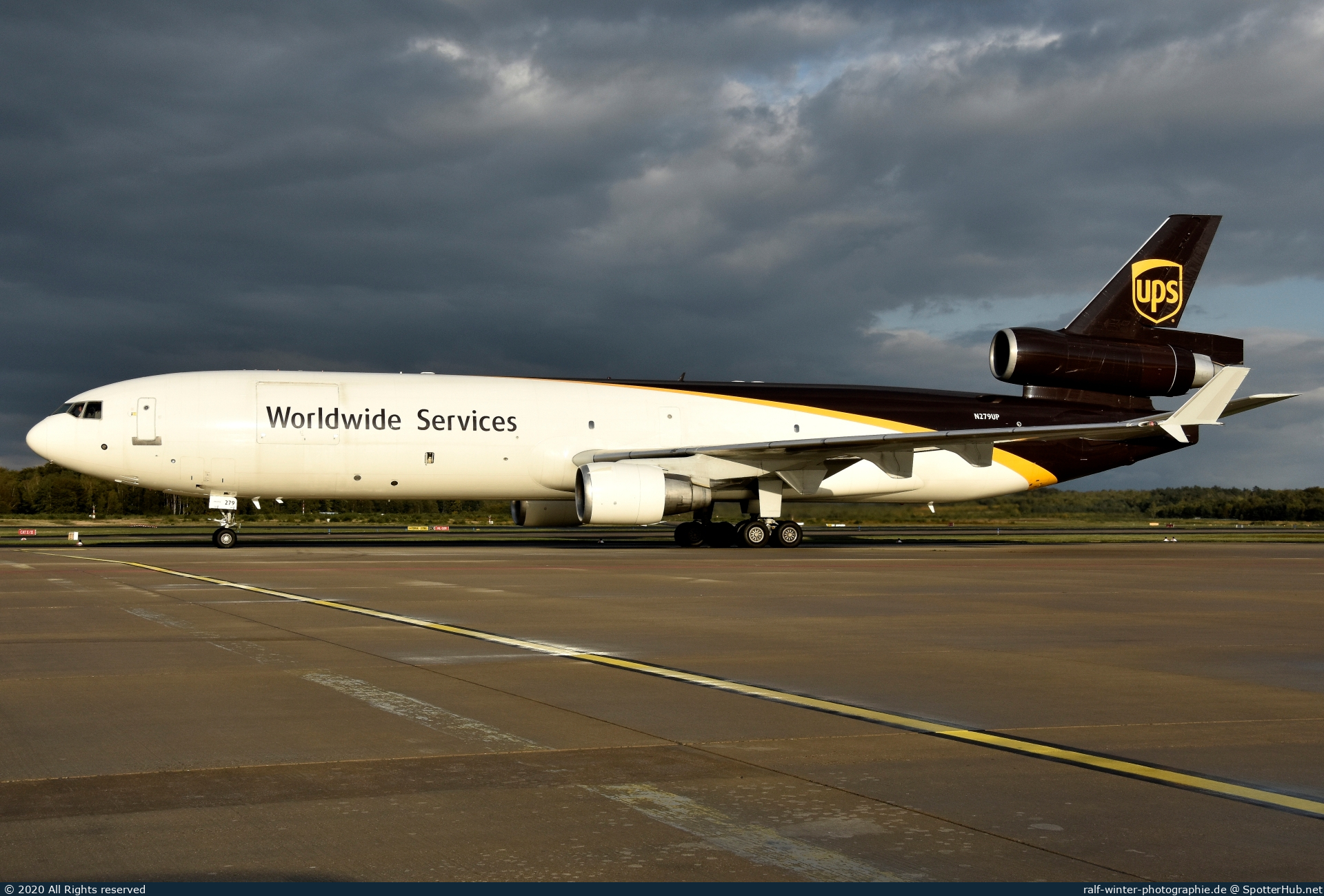Photo of N279UP - McDonnell Douglas MD-11(F) operated by UPS United Parcel Service