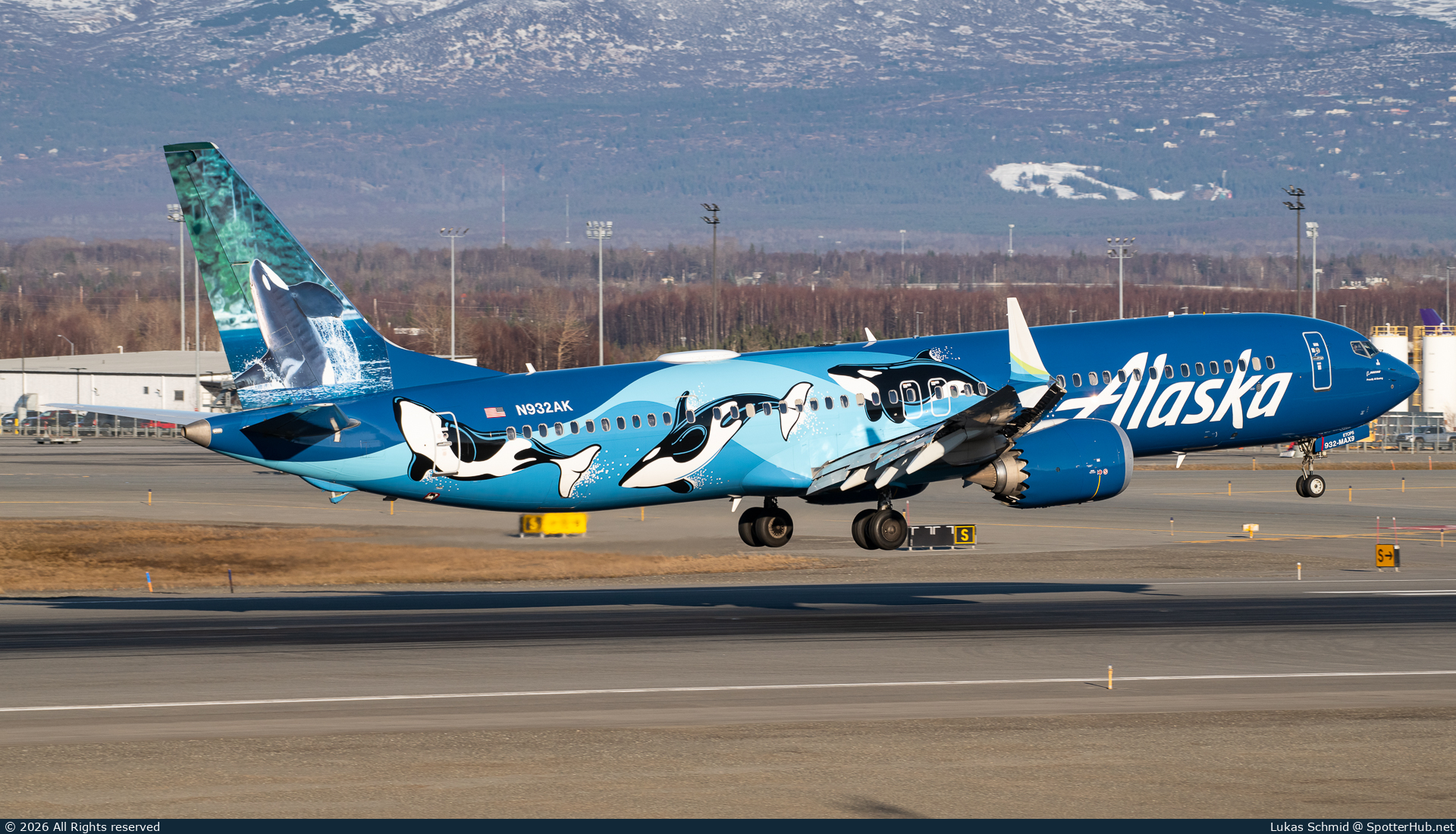 Photo of N932AK - Boeing 737 MAX 9 operated by Alaska Airlines