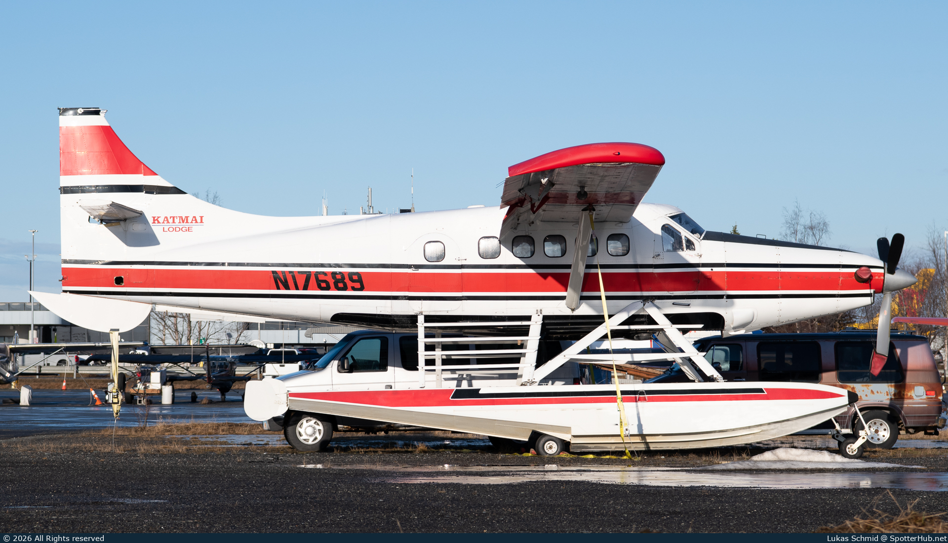 Photo of N17689 - De Havilland Canada DHC-3T Vazar Turbine Otter operated by Katmai Air