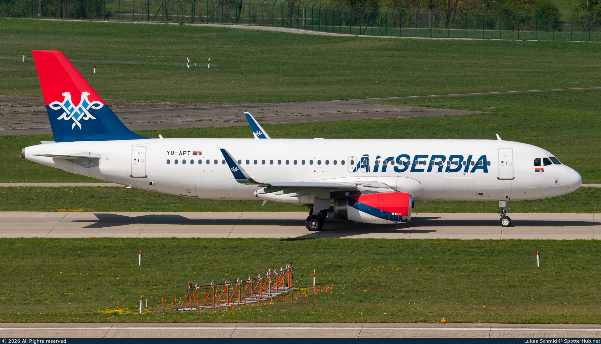 Photo of YU-APT - Airbus A320-232 operated by Air Serbia