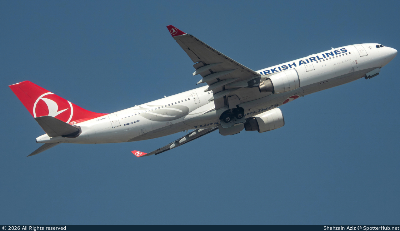Photo of TC-LOH - Airbus A330-223 operated by Turkish Airlines