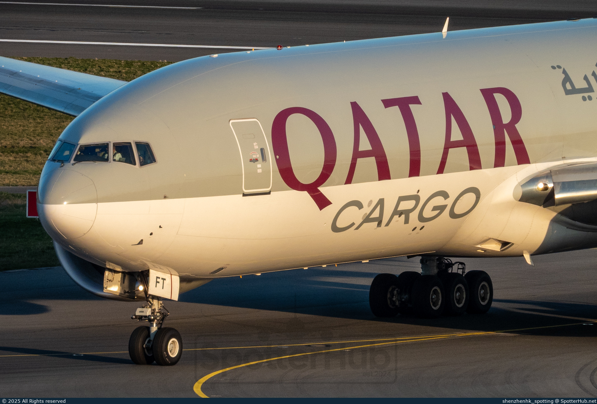 Photo of A7-BFT - Boeing 777-F operated by Qatar Airways Cargo