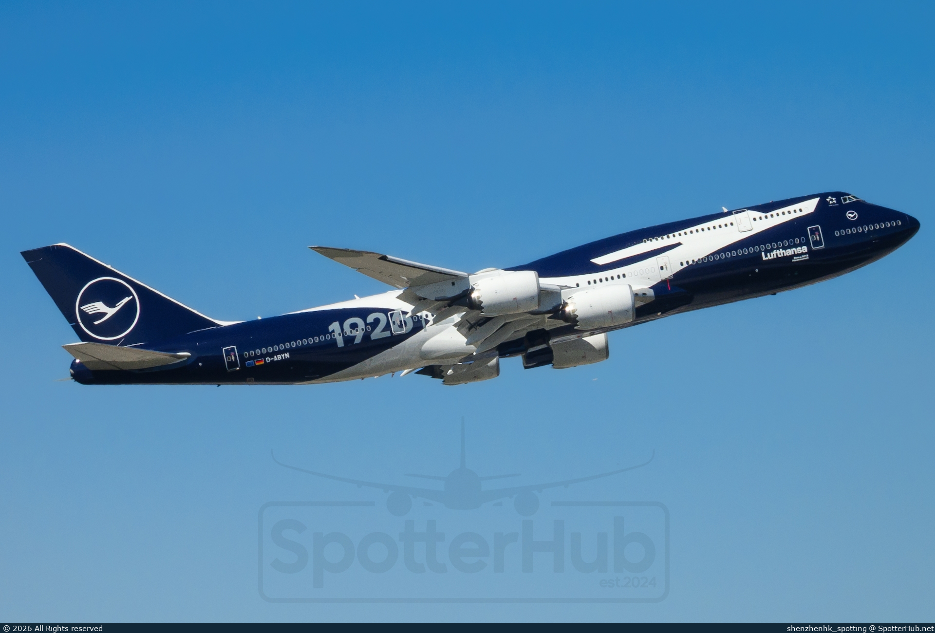 Photo of D-ABYN - Boeing 747-830 operated by Lufthansa