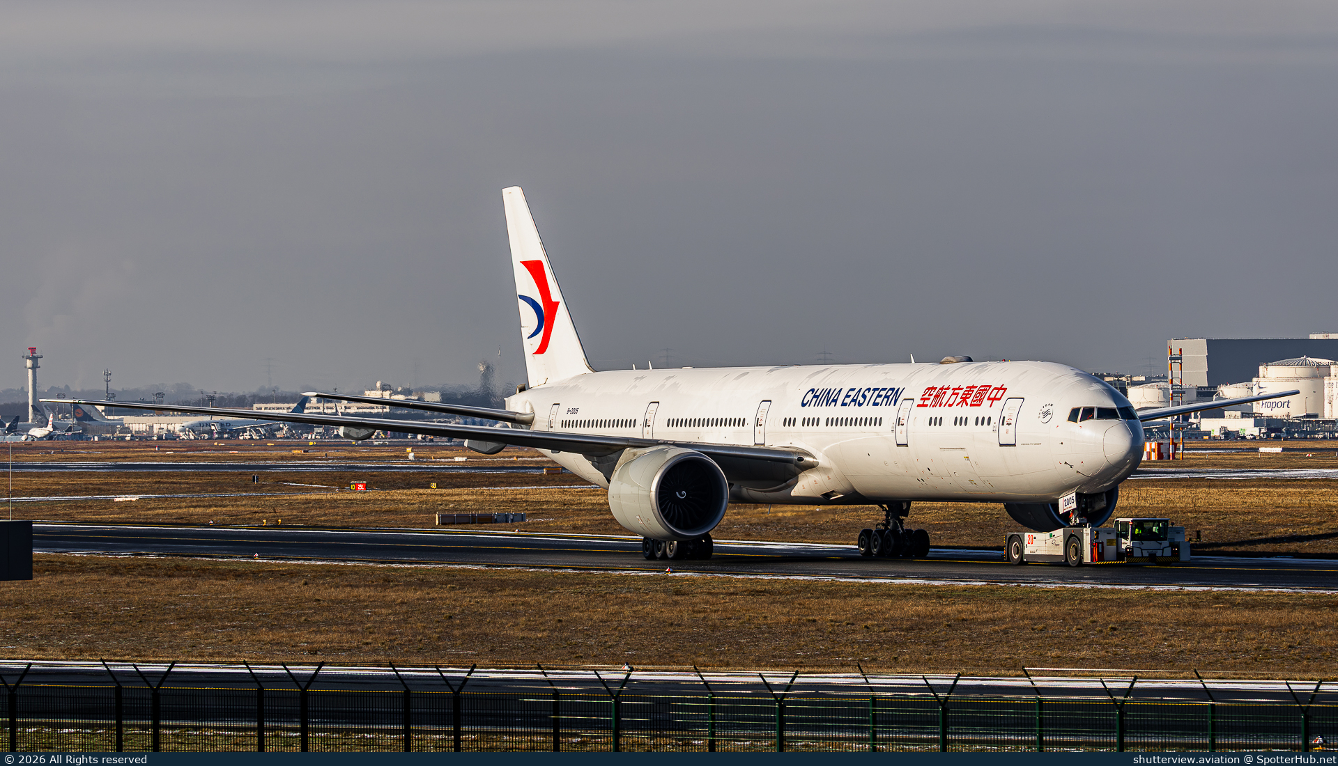 Photo of B-2005 - Boeing 777-39P(ER) operated by China Eastern Airlines