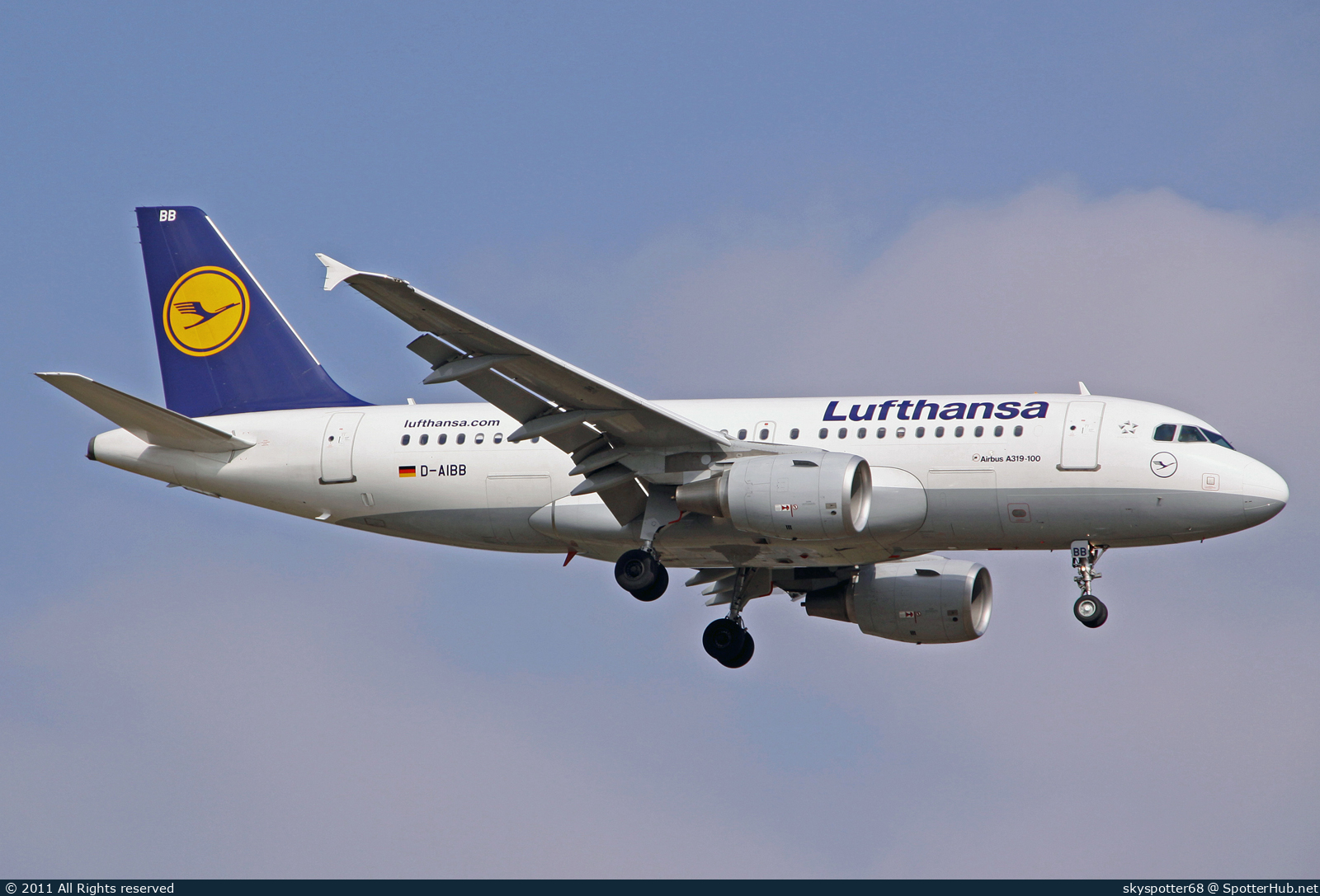 Photo of D-AIBB - Airbus A319-112 operated by Lufthansa