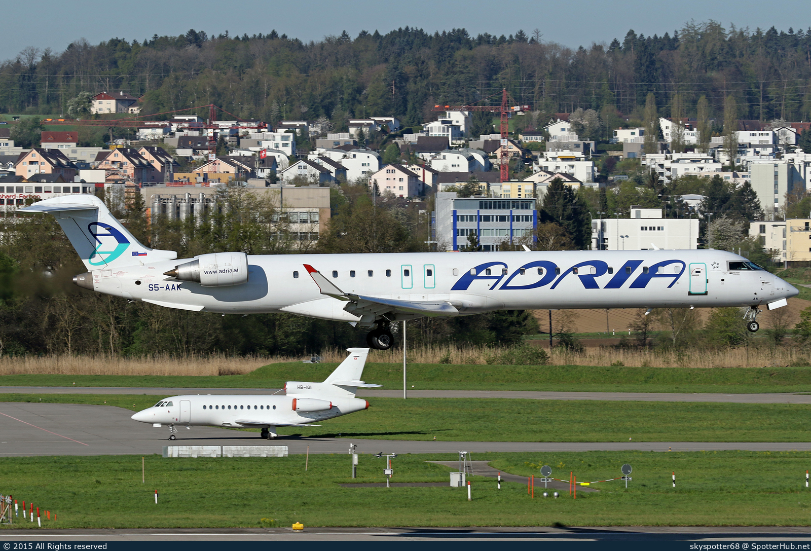 Photo of S5-AAK - Bombardier CRJ-900LR operated by Adria Airways