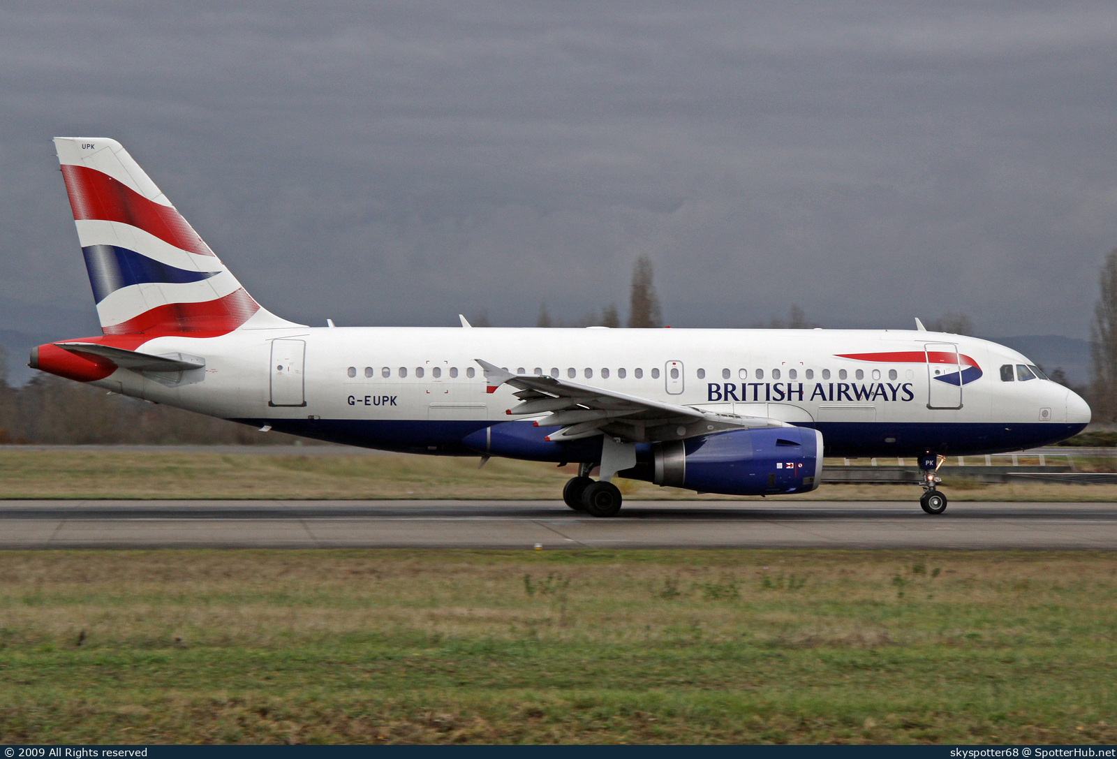 Photo of G-EUPK - Airbus A319-131 operated by British Airways