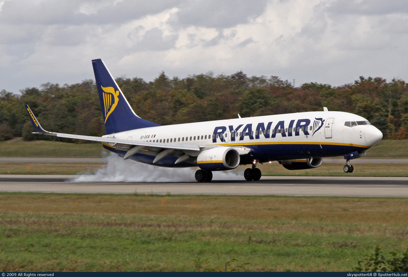 Photo of EI-DCB - Boeing 737-8AS operated by Ryanair