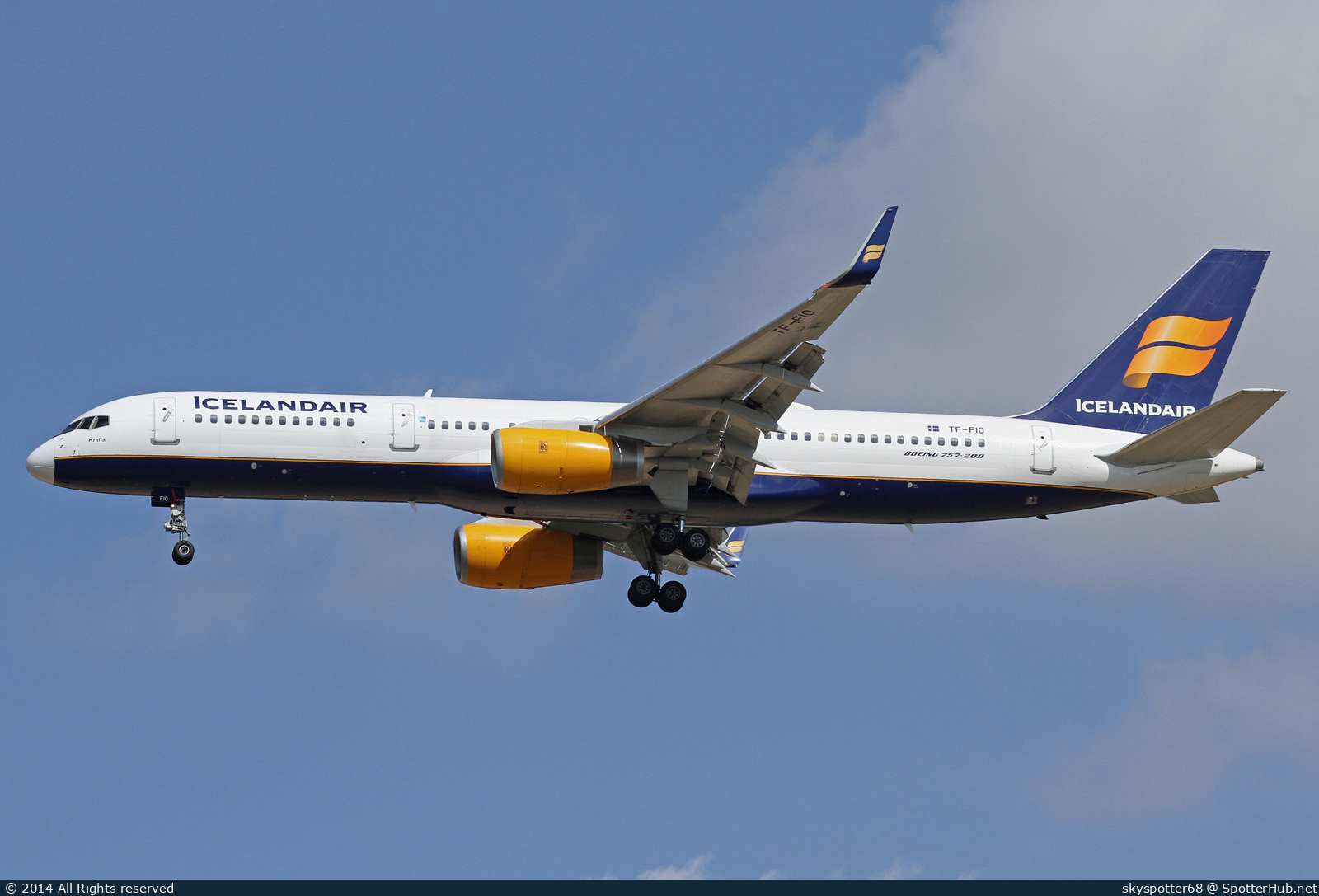 Photo of TF-FIO - Boeing 757-208 operated by Icelandair