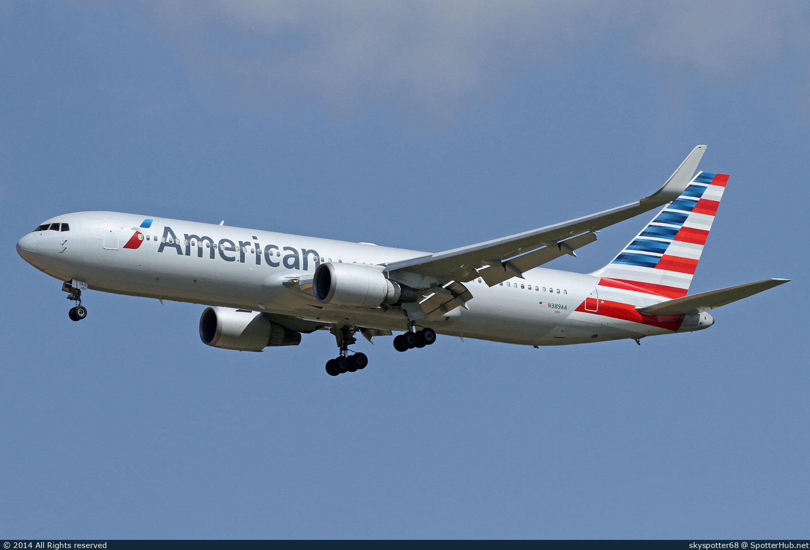 Photo of N389AA - Boeing 767-323(ER) operated by American Airlines