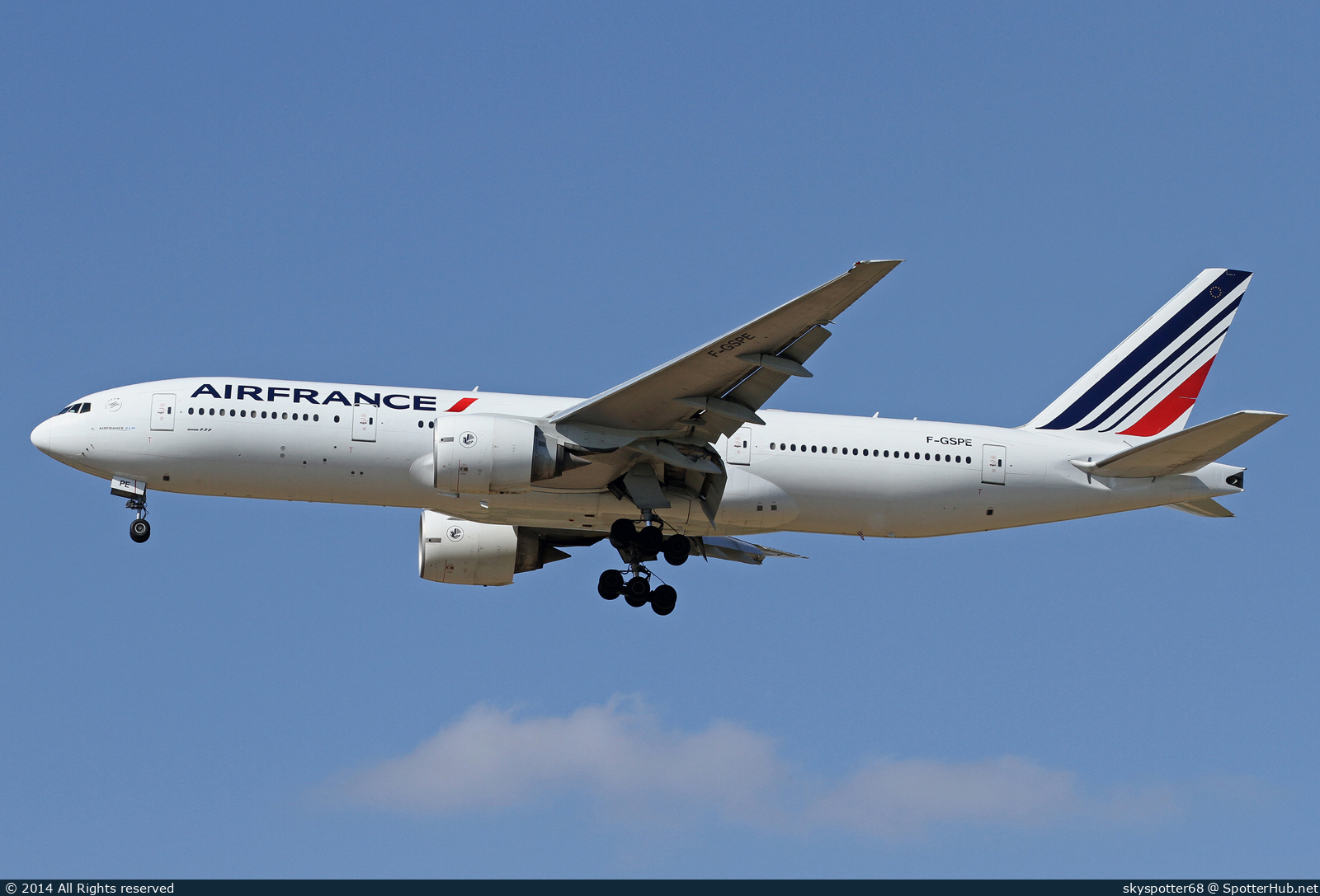 Photo of F-GSPE - Boeing 777-228(ER) operated by Air France