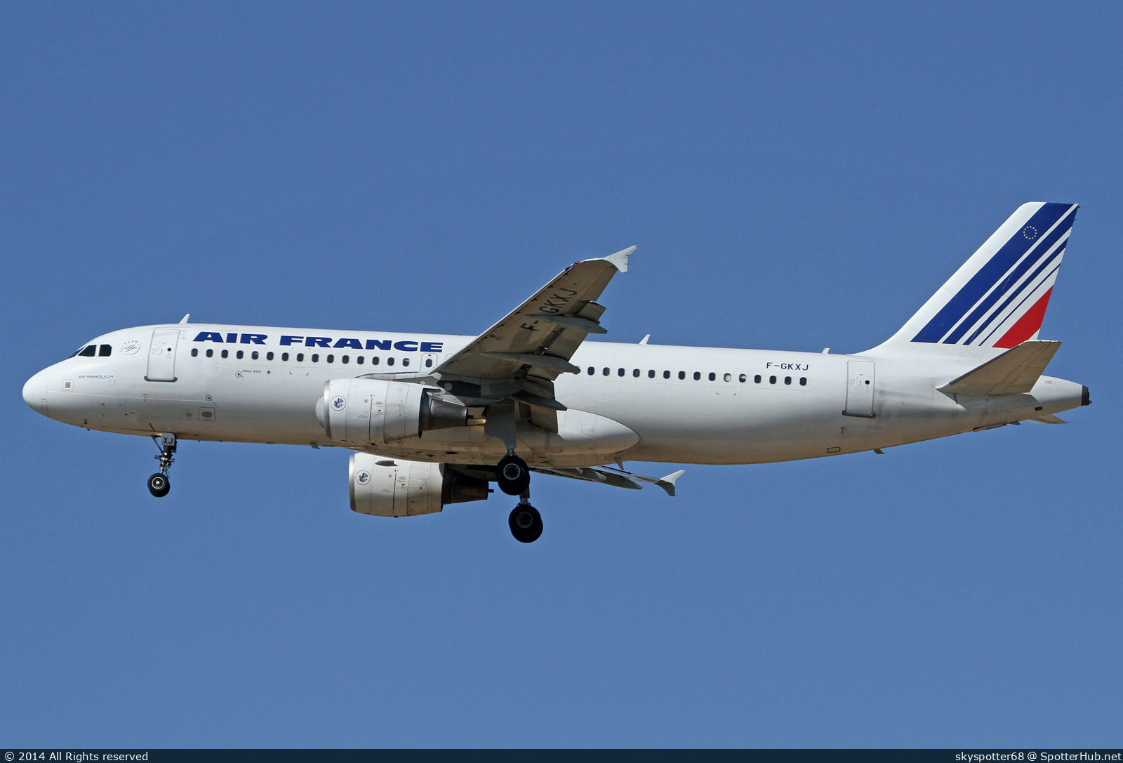Photo of F-GKXJ - Airbus A320-214 operated by Air France