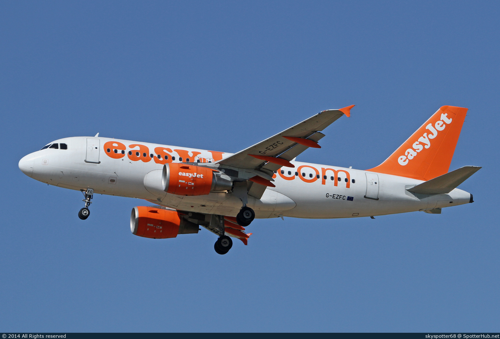 Photo of G-EZFC - Airbus A319-111 operated by easyJet