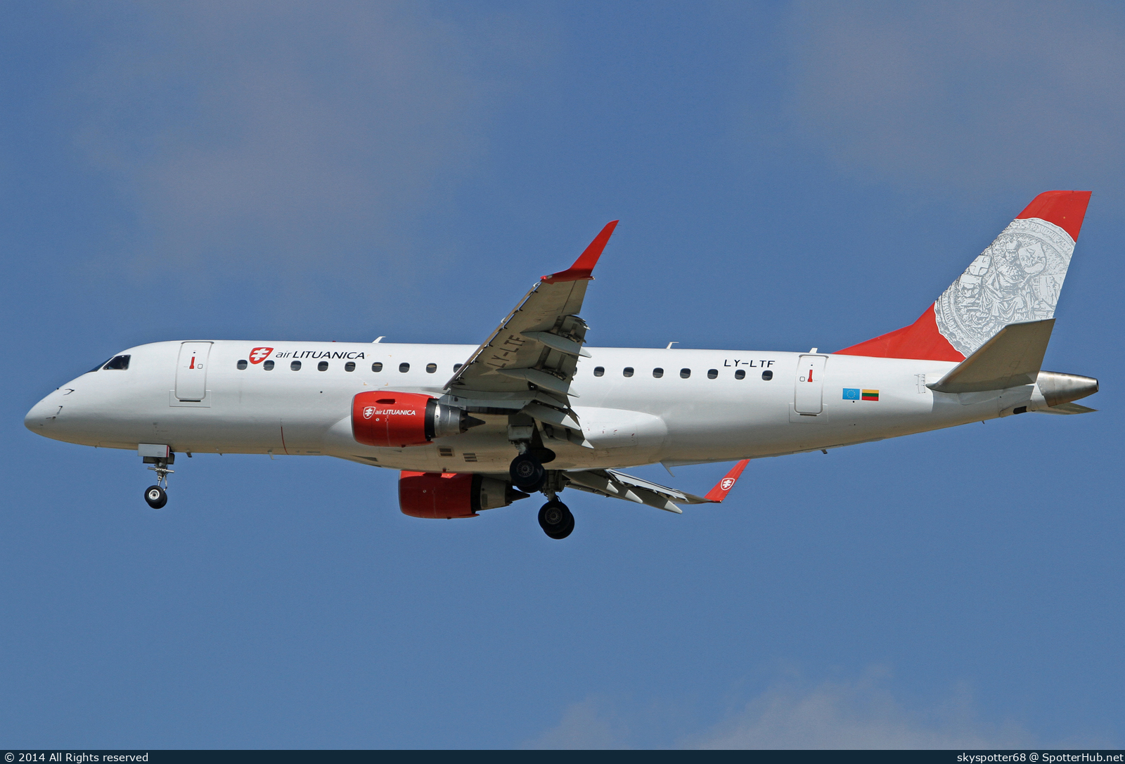 Photo of LY-LTF - Embraer ERJ-175LR operated by Air Lituanica