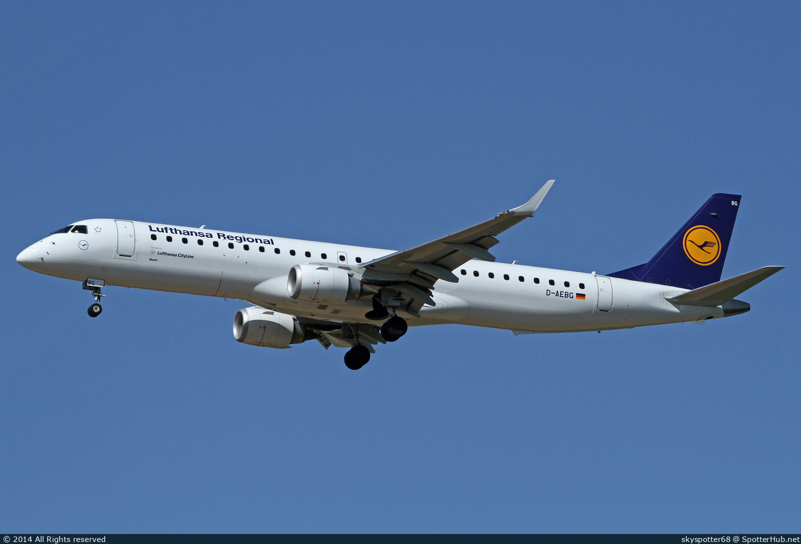 Photo of D-AEBG - Embraer ERJ-195LR operated by Lufthansa CityLine