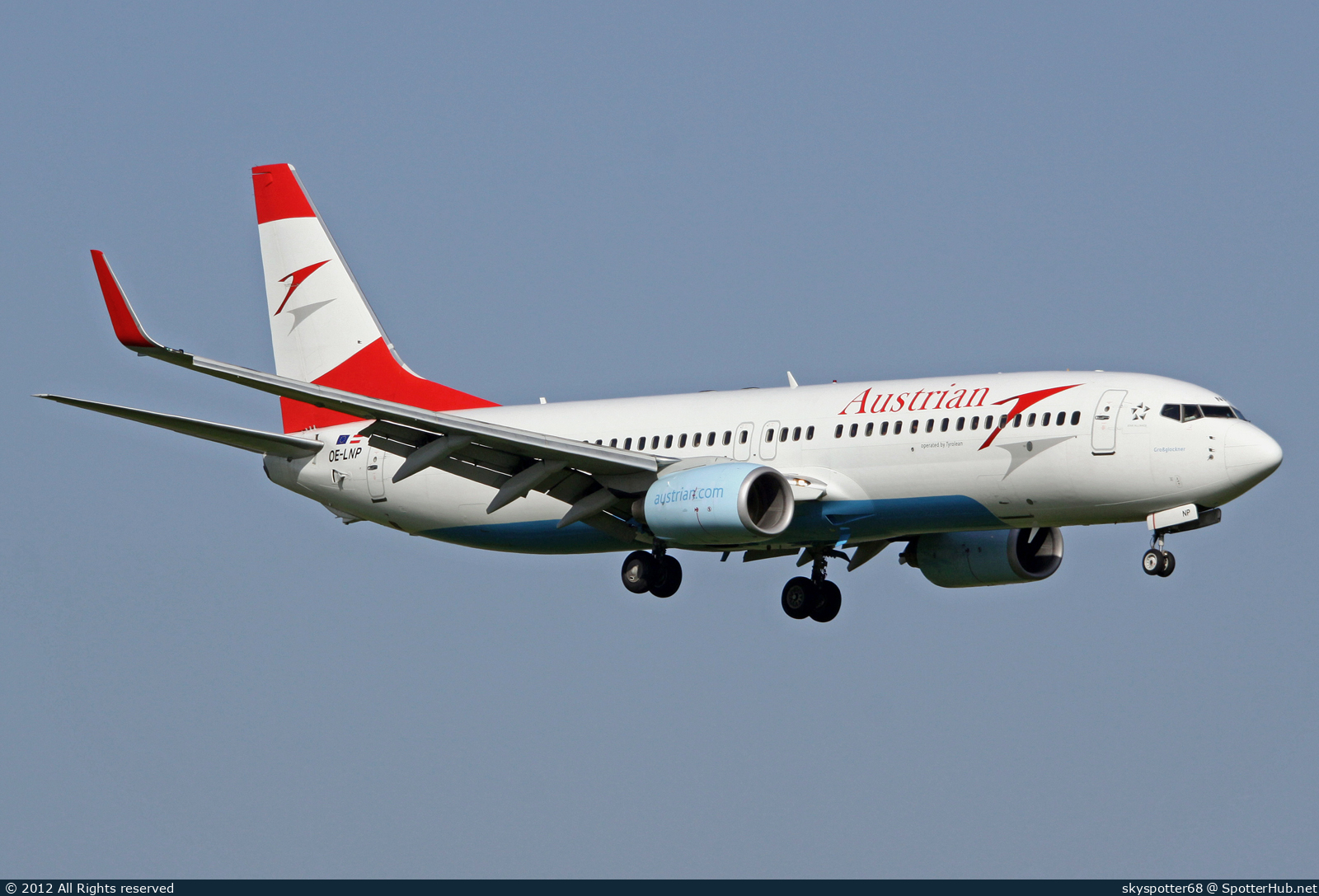 Photo of OE-LNP - Boeing 737-8Z9 operated by Austrian Airlines