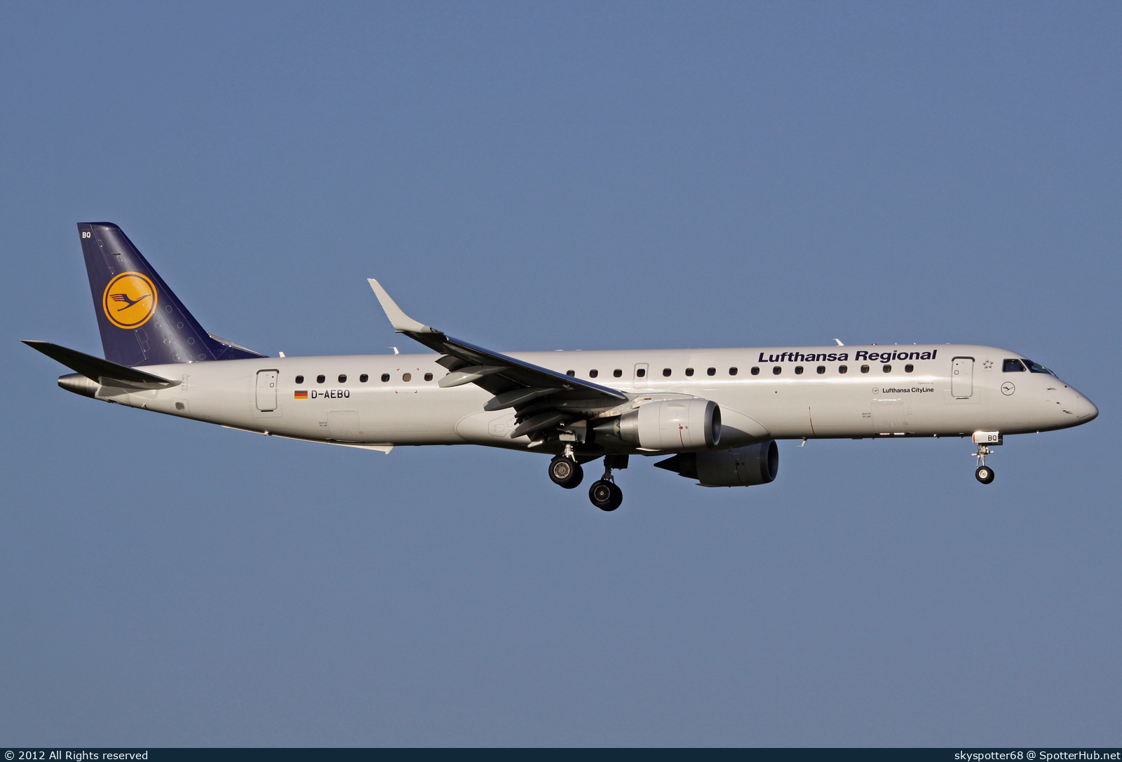 Photo of D-AEBQ - Embraer ERJ-195LR operated by Lufthansa CityLine