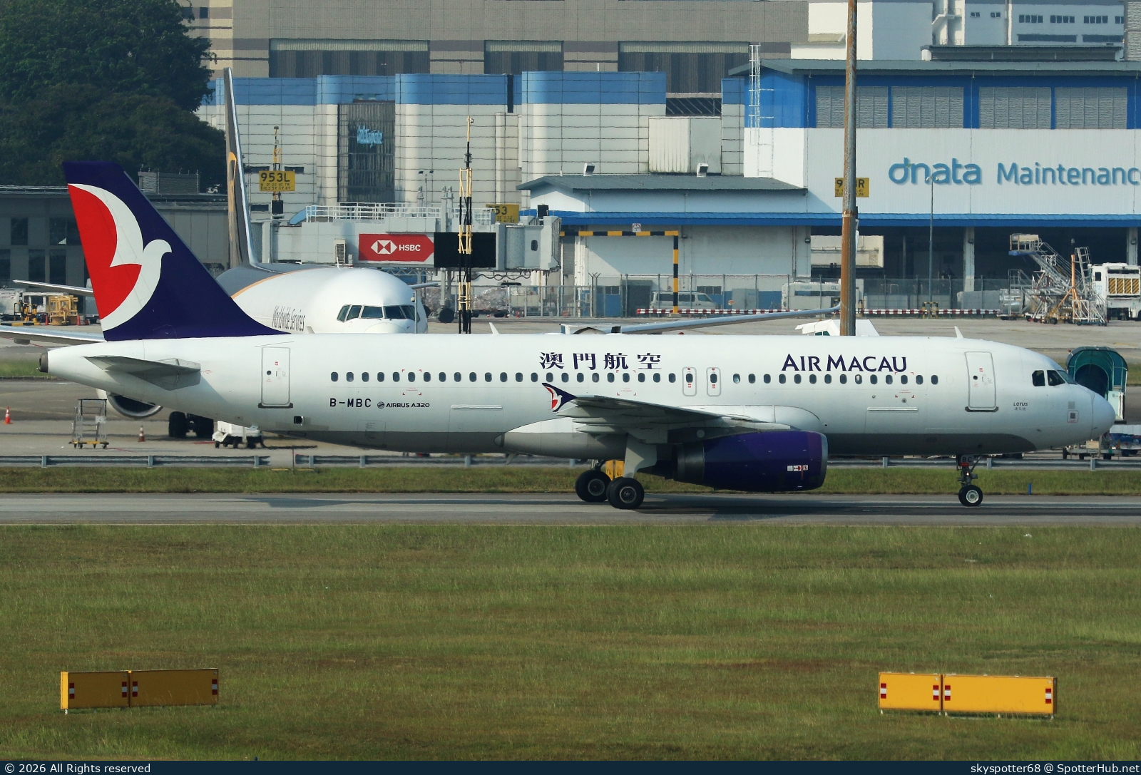 Photo of B-MBC - Airbus A320-232 operated by Air Macau