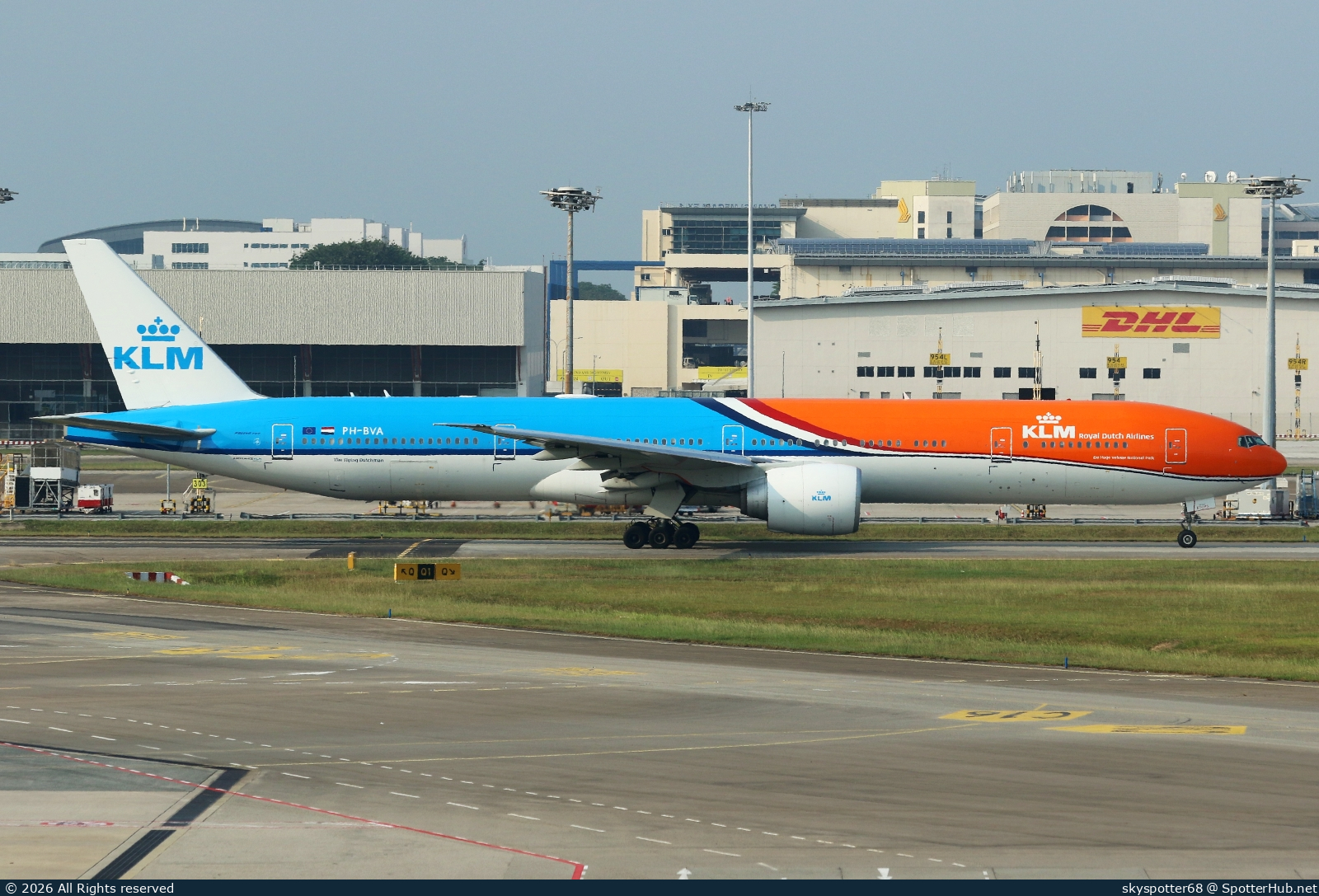 Photo of PH-BVA - Boeing 777-306(ER) operated by KLM Royal Dutch Airlines