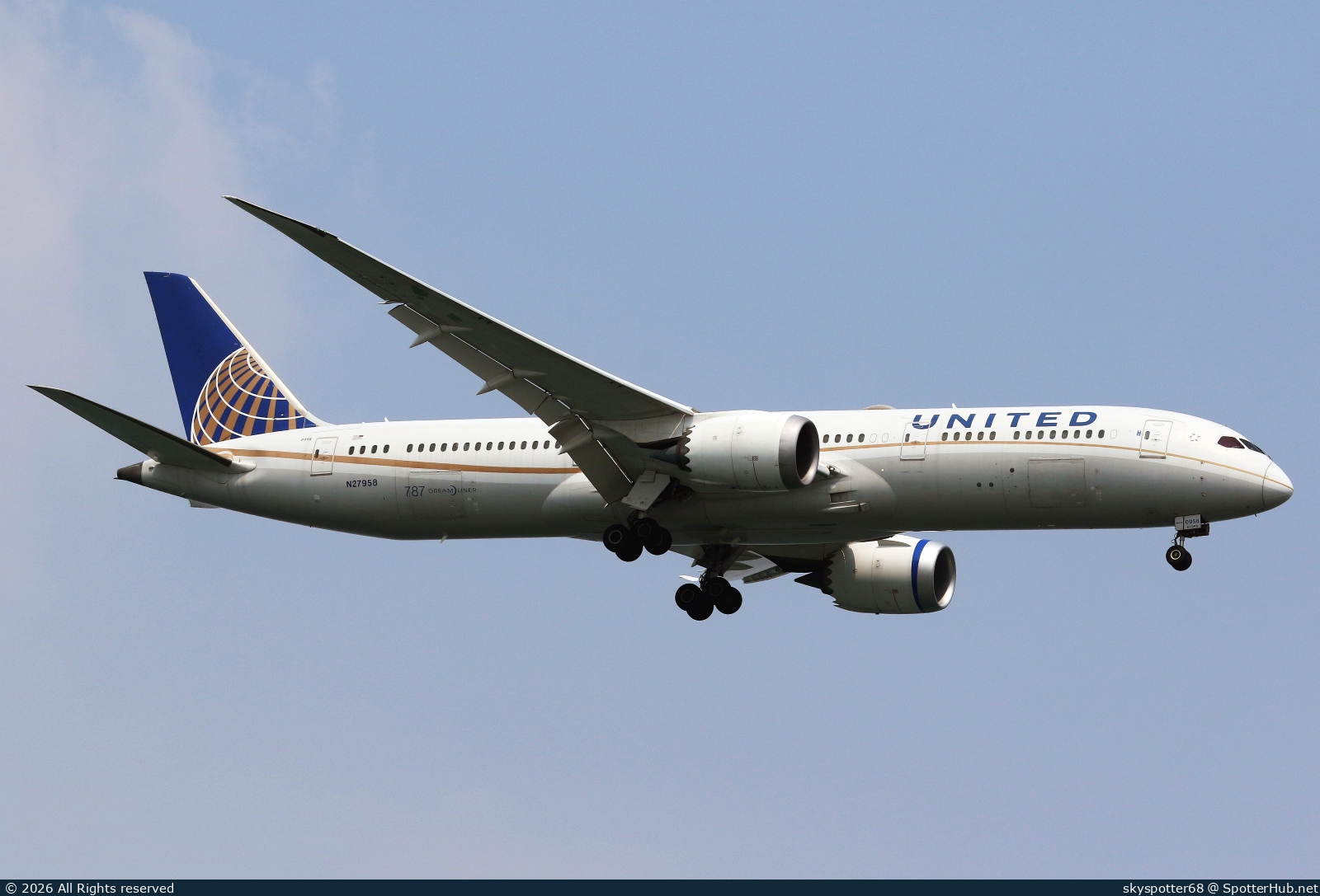 Photo of N27958 - Boeing 787-9 Dreamliner operated by United Airlines