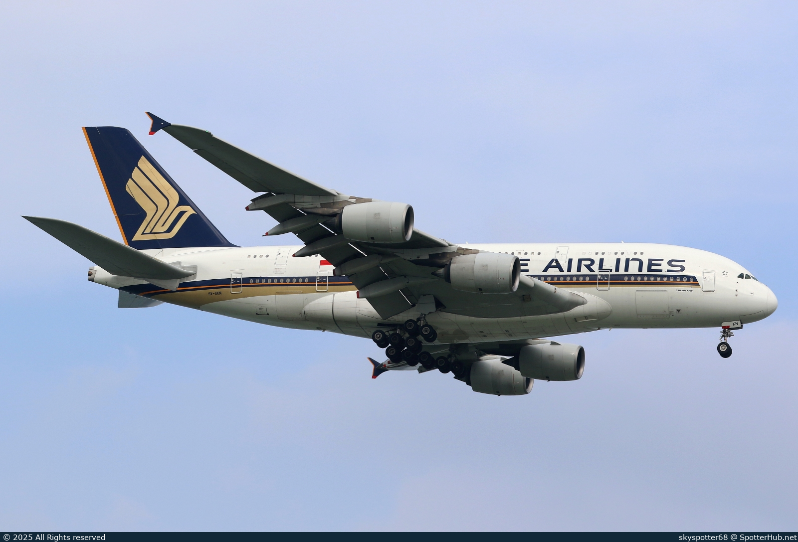 Photo of 9V-SKN - Airbus A380-841 operated by Singapore Airlines