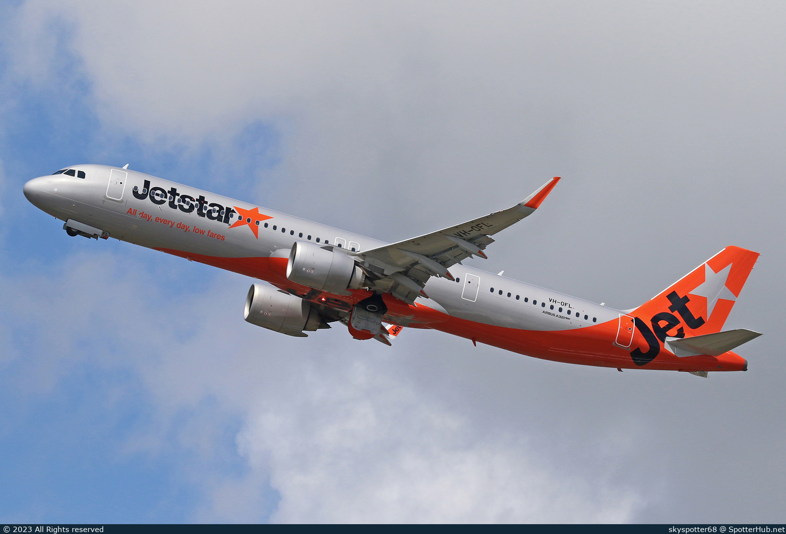Photo of VH-OFL - Airbus A321-251NX operated by Jetstar Airways