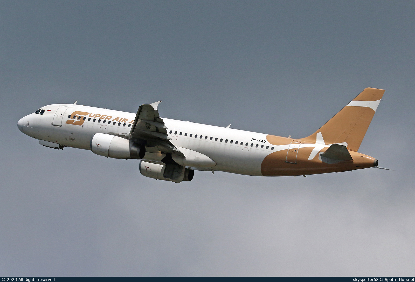 Photo of PK-SAU - Airbus A320-232 operated by Super Air Jet