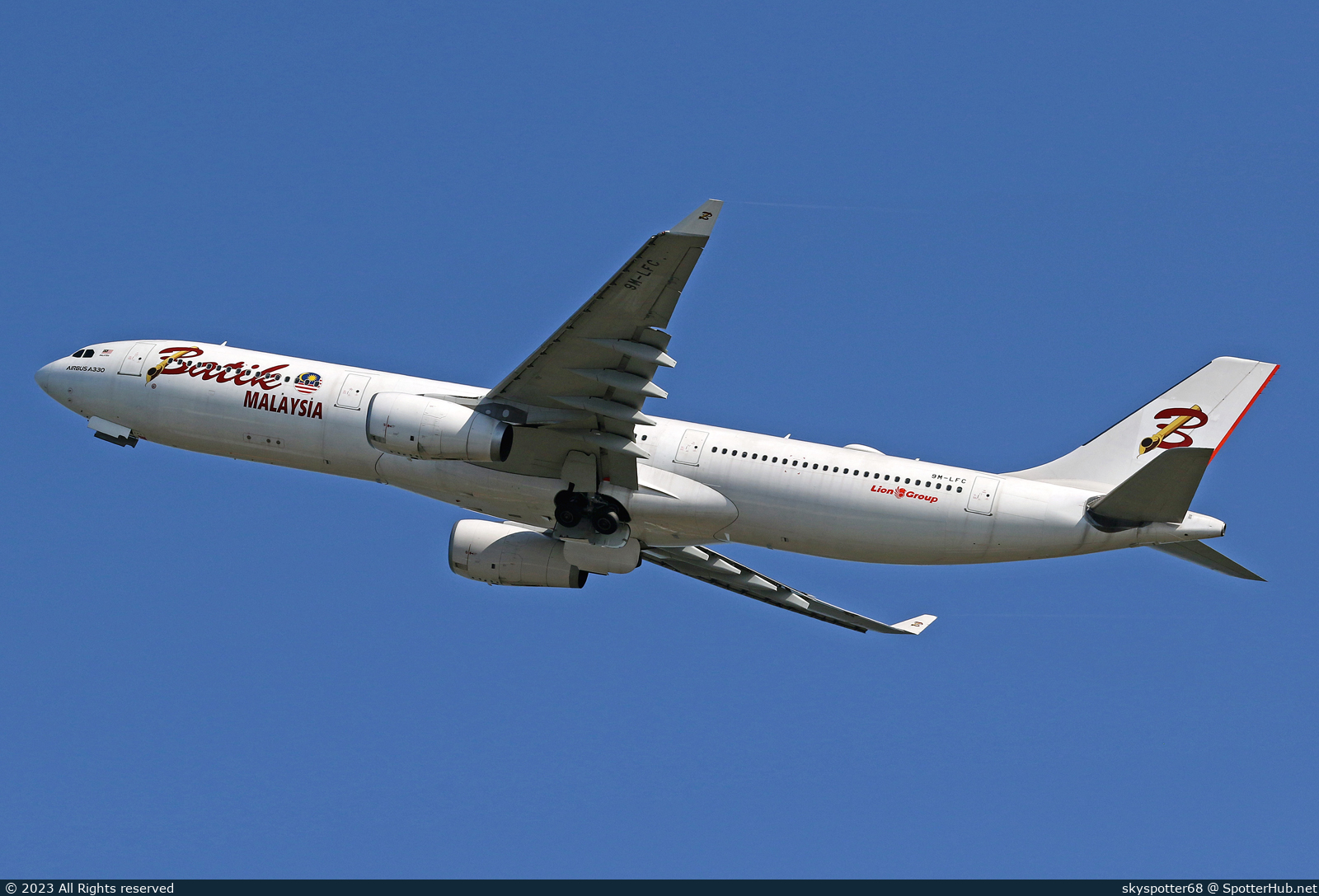 Photo of 9M-LFC - Airbus A330-343 operated by Batik Air Malaysia