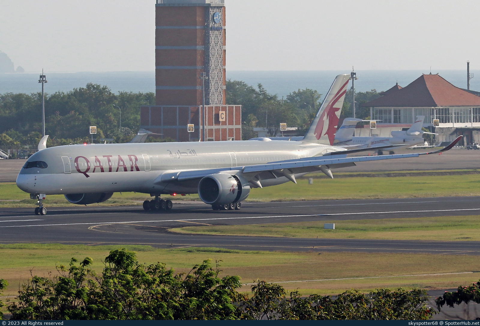 Photo of A7-AOD - Airbus A350-1041 operated by Qatar Airways