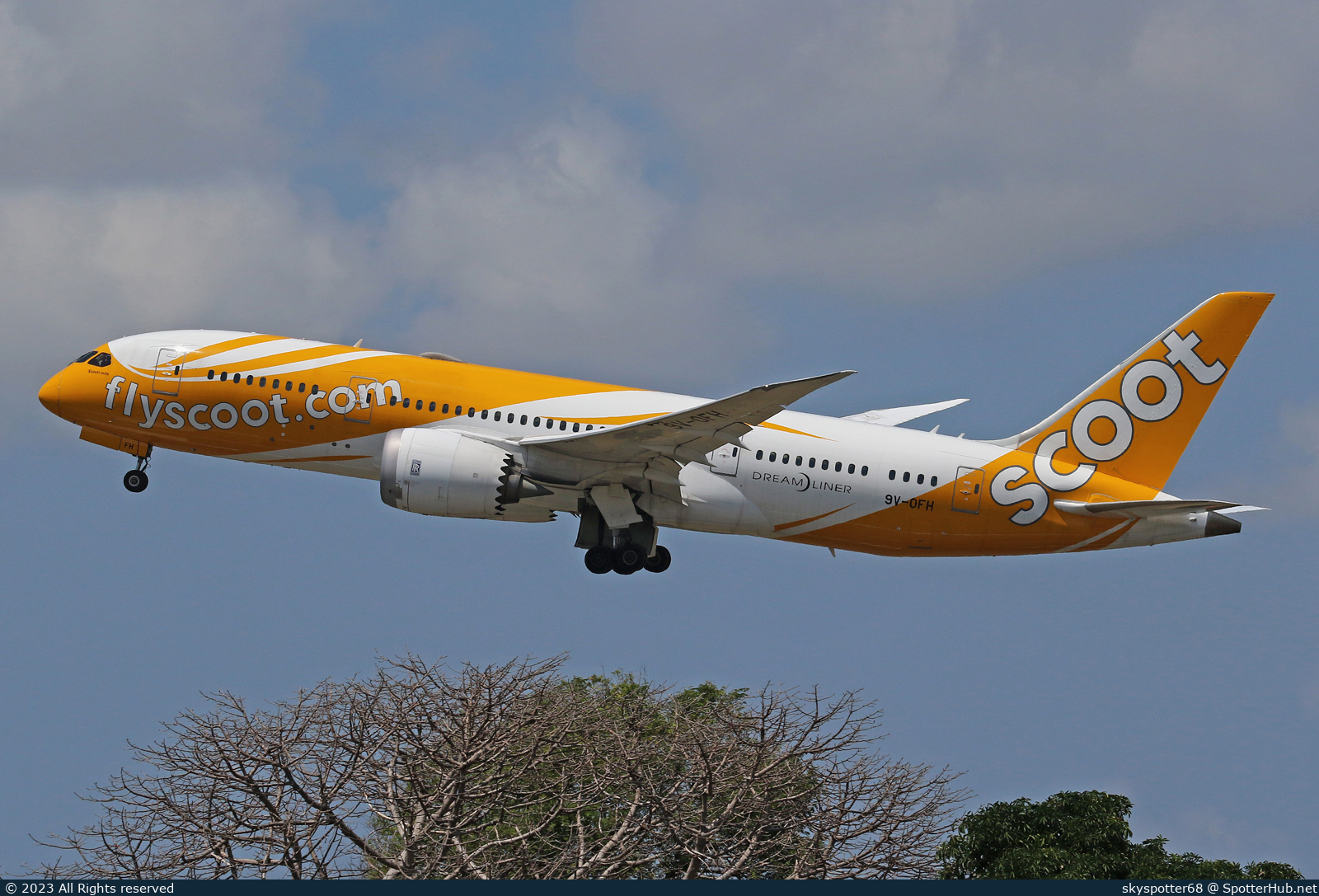 Photo of 9V-OFH - Boeing 787-8 Dreamliner operated by Scoot