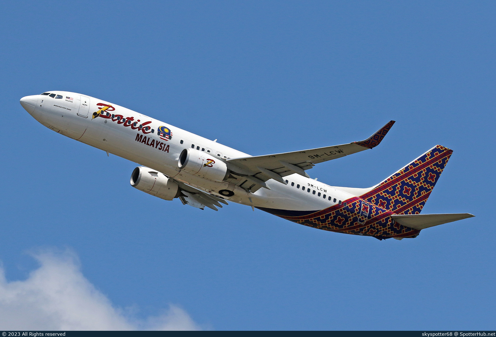 Photo of 9M-LCW - Boeing 737-8U3 operated by Batik Air Malaysia