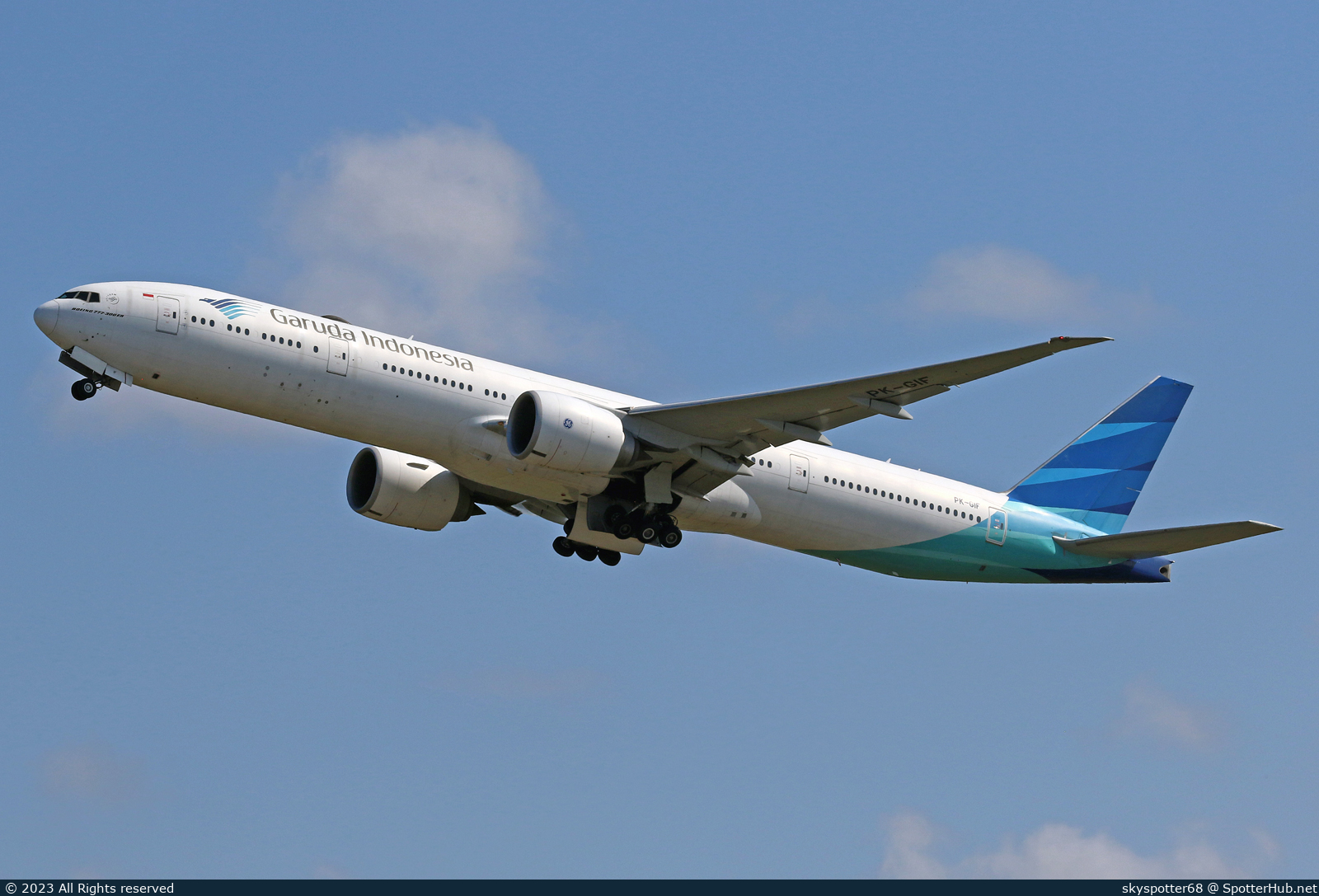 Photo of PK-GIF - Boeing 777-3U3(ER) operated by Garuda Indonesia