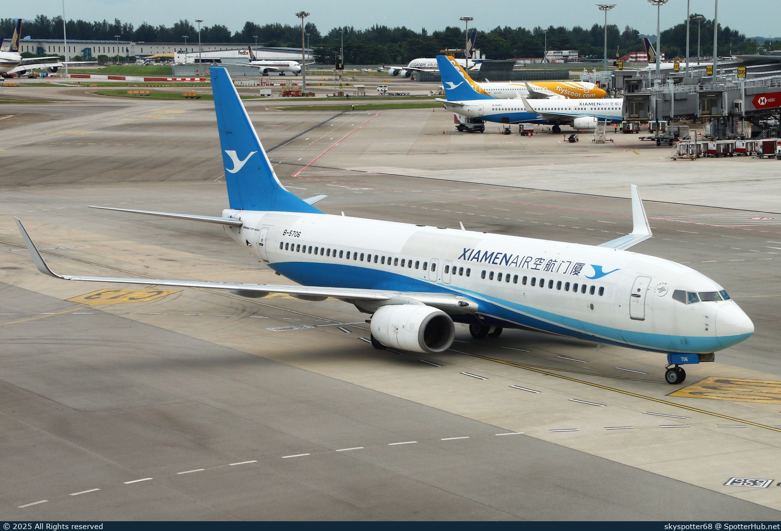 Photo of B-5706 - Boeing 737-85C operated by Xiamen Airlines