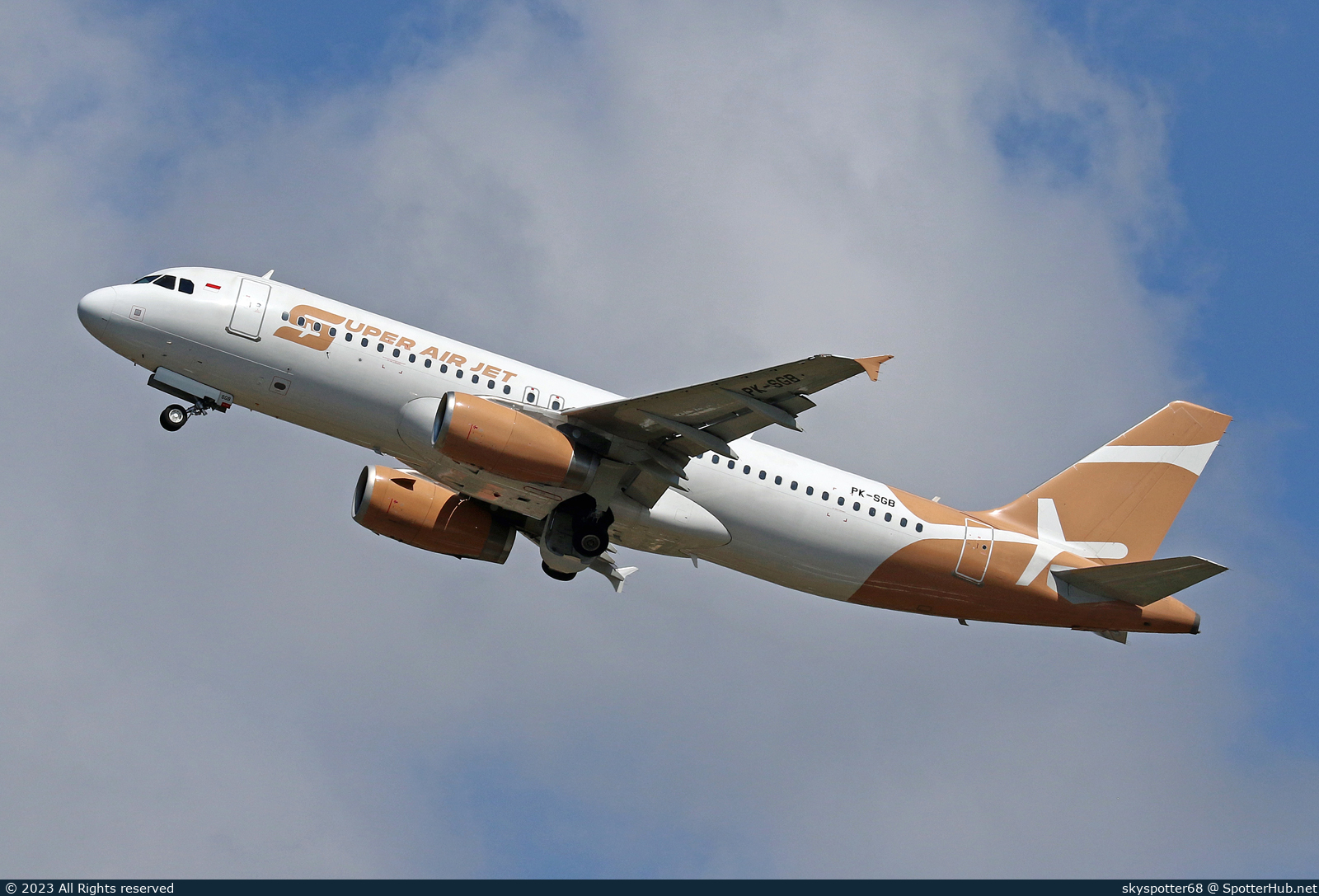 Photo of PK-SGB - Airbus A320-232 operated by Super Air Jet