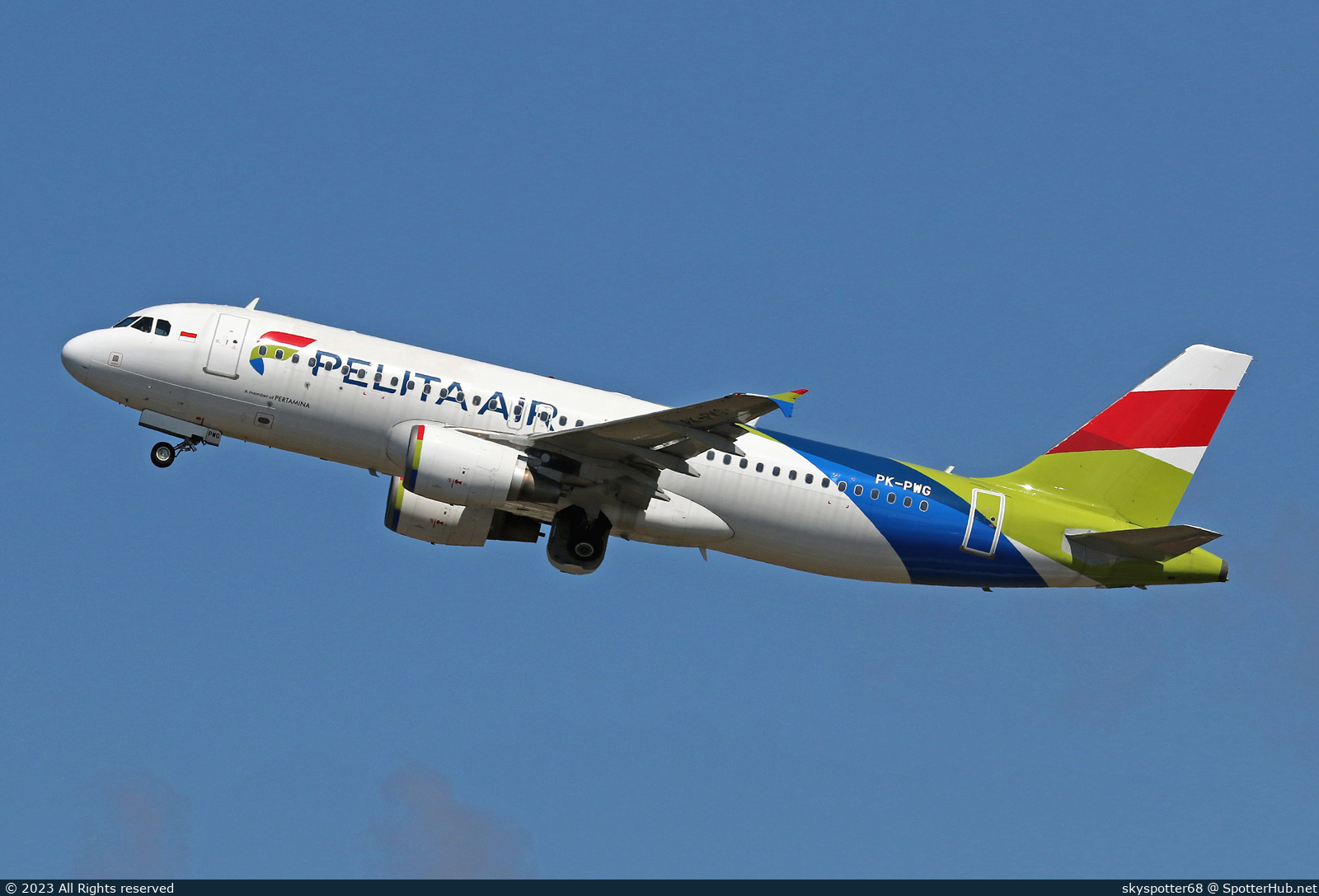 Photo of PK-PWG - Airbus A320-214 operated by Pelita Air