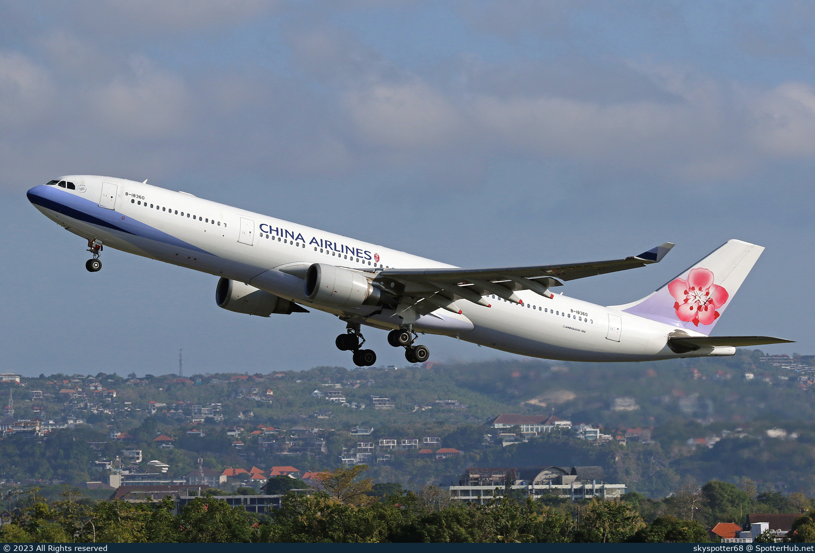 Photo of B-18360 - Airbus A330-302 operated by China Airlines