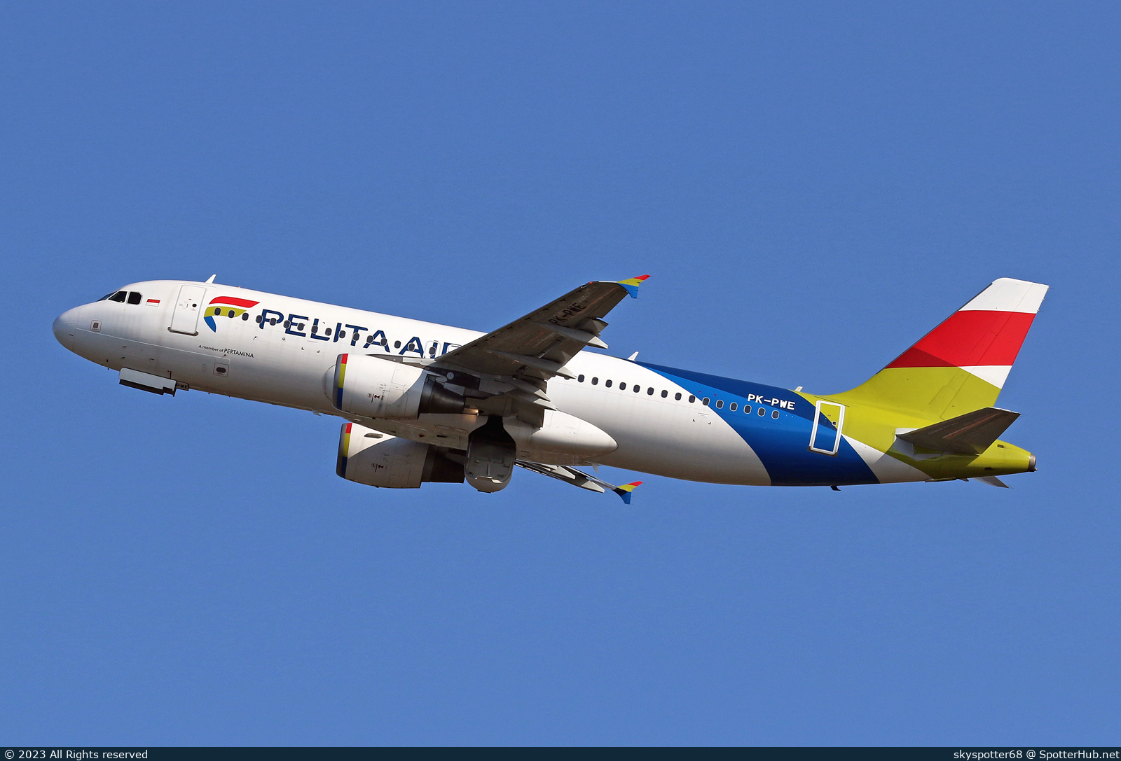 Photo of PK-PWE - Airbus A320-214 operated by Pelita Air