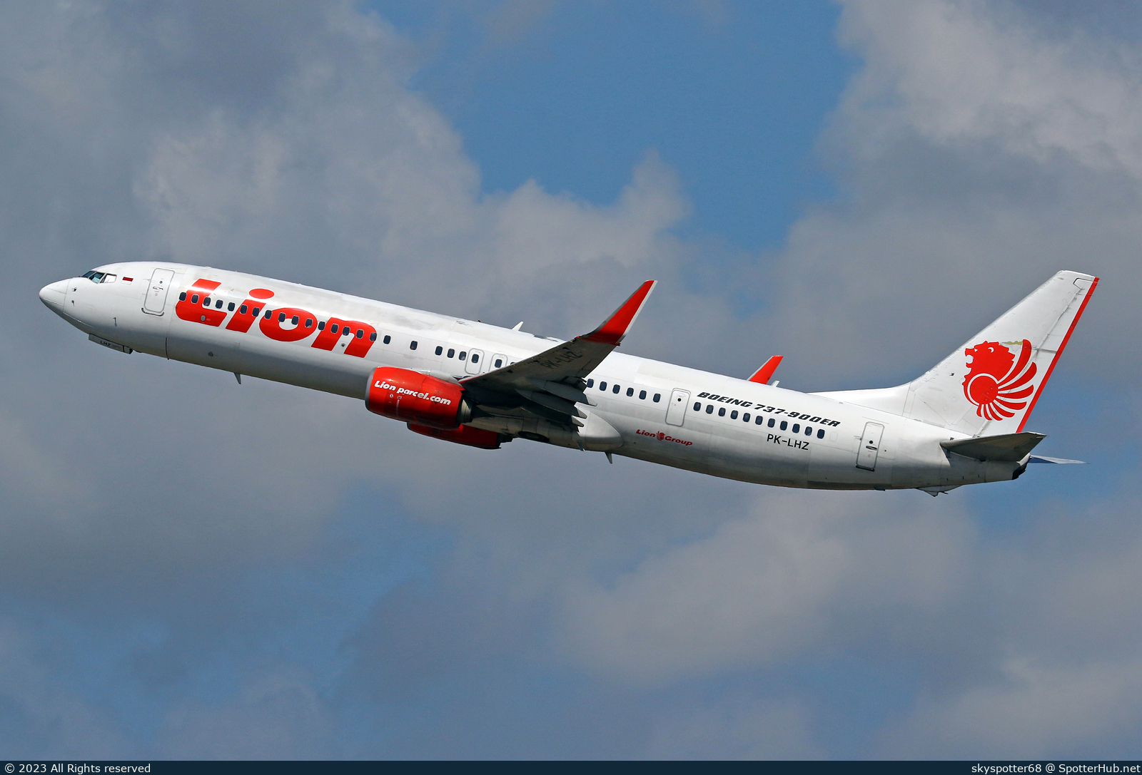 Photo of PK-LHZ - Boeing 737-9GP(ER) operated by Lion Air