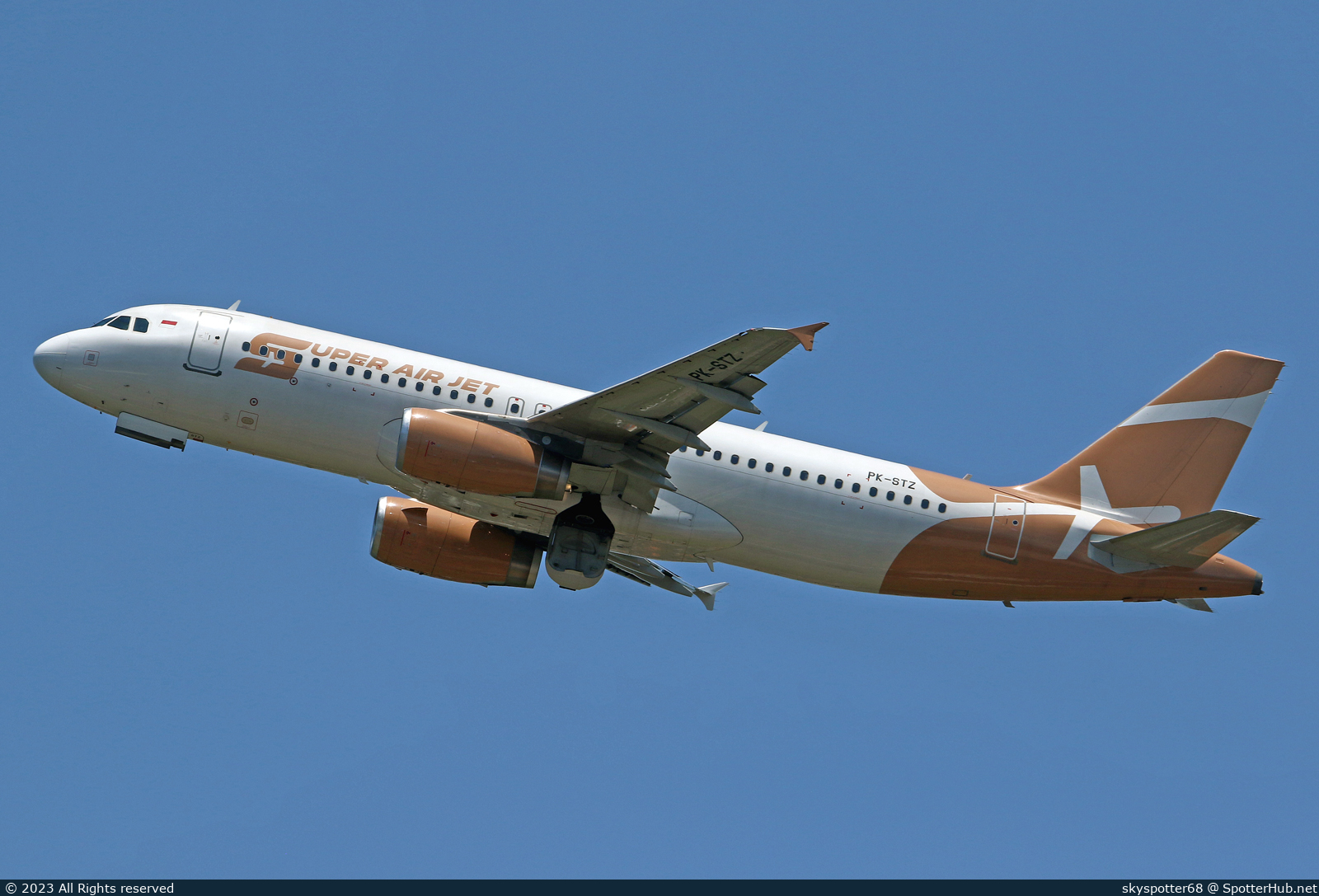 Photo of PK-STZ - Airbus A320-232 operated by Super Air Jet