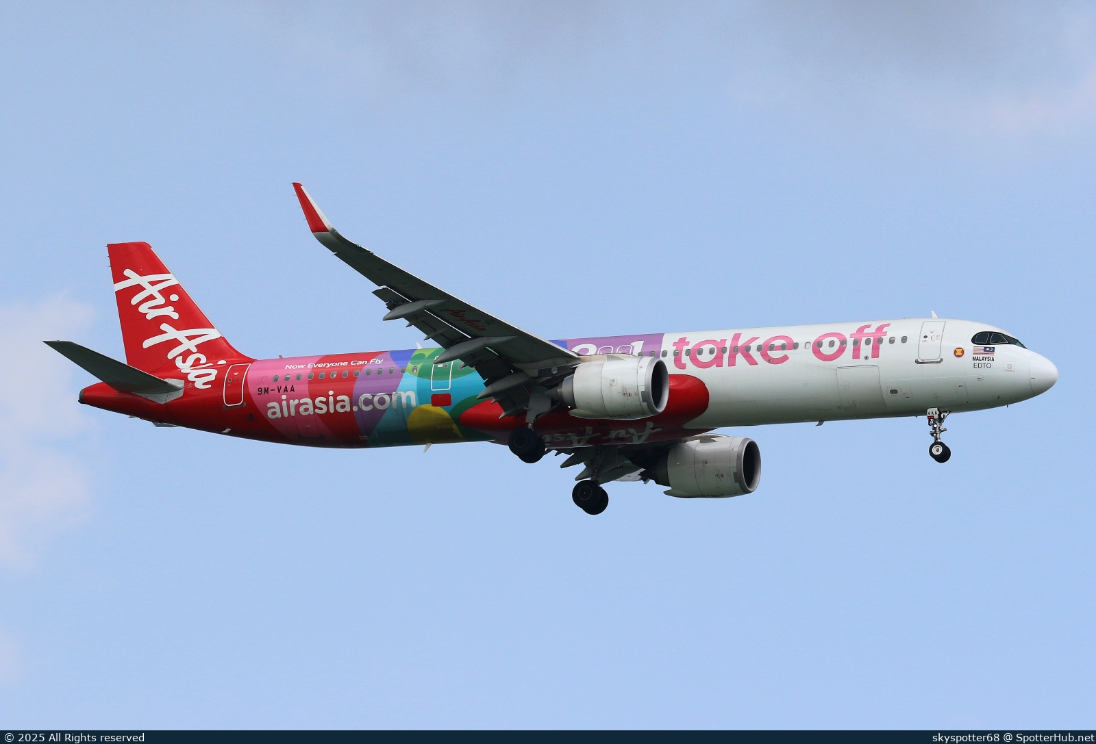 Photo of 9M-VAA - Airbus A321-251NX operated by AirAsia