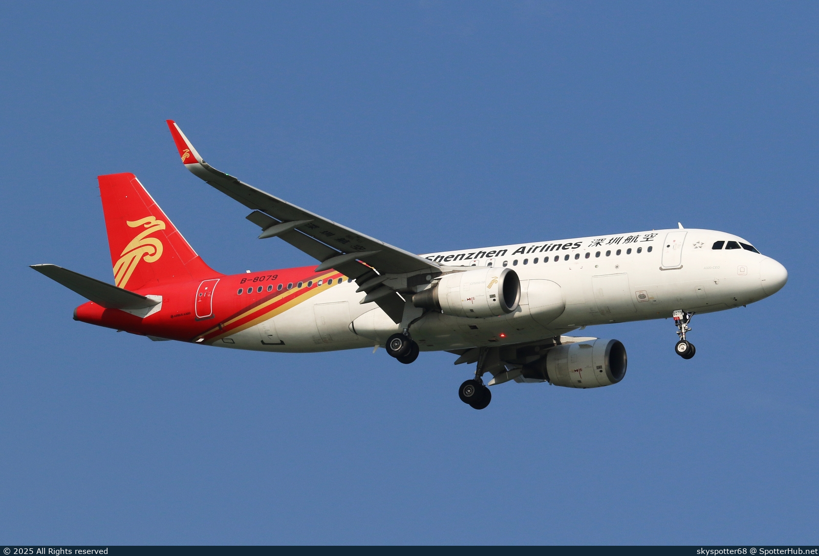 Photo of B-8079 - Airbus A320-214 operated by Shenzhen Airlines